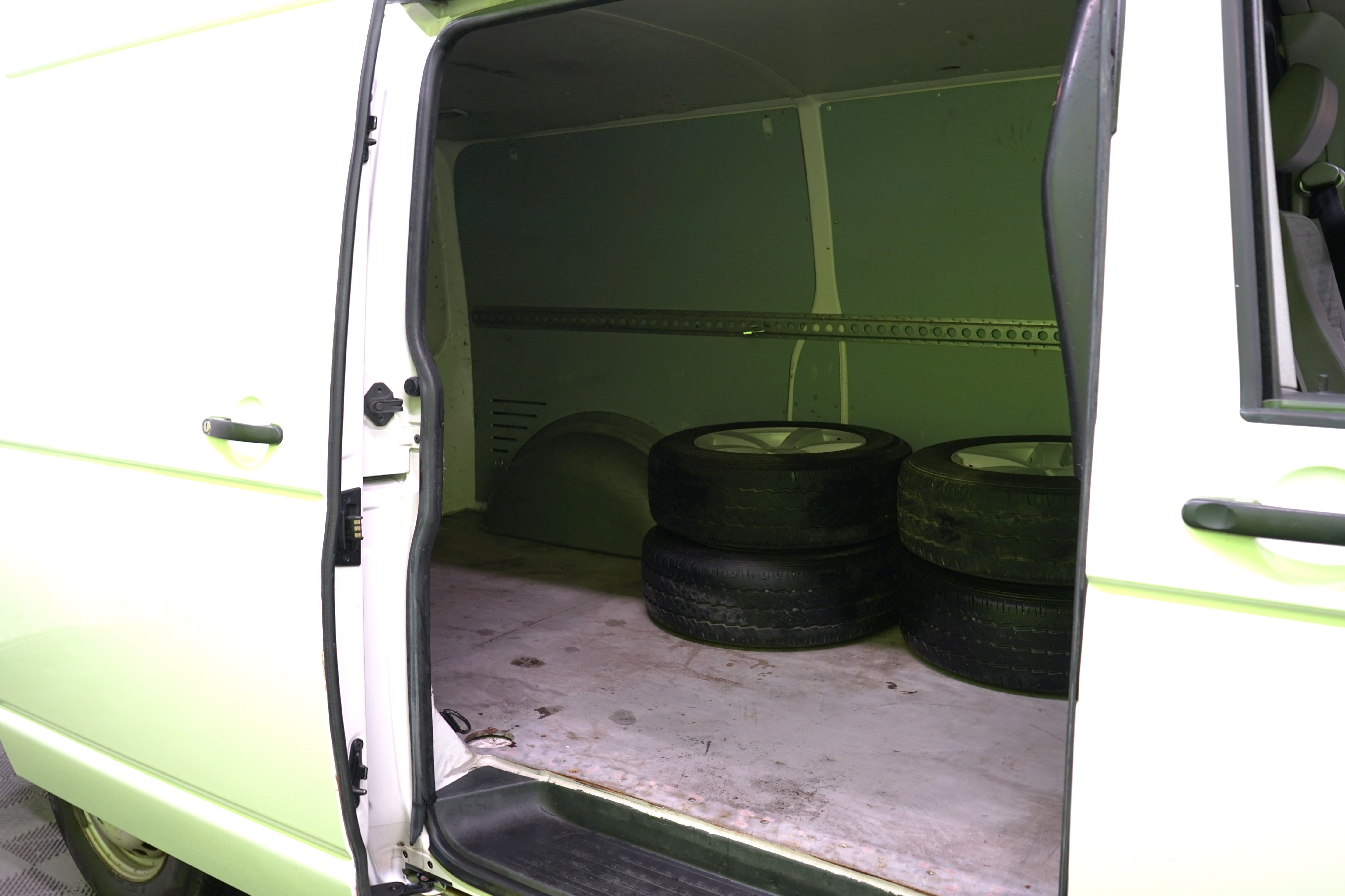 Volkswagen Transporter 2012