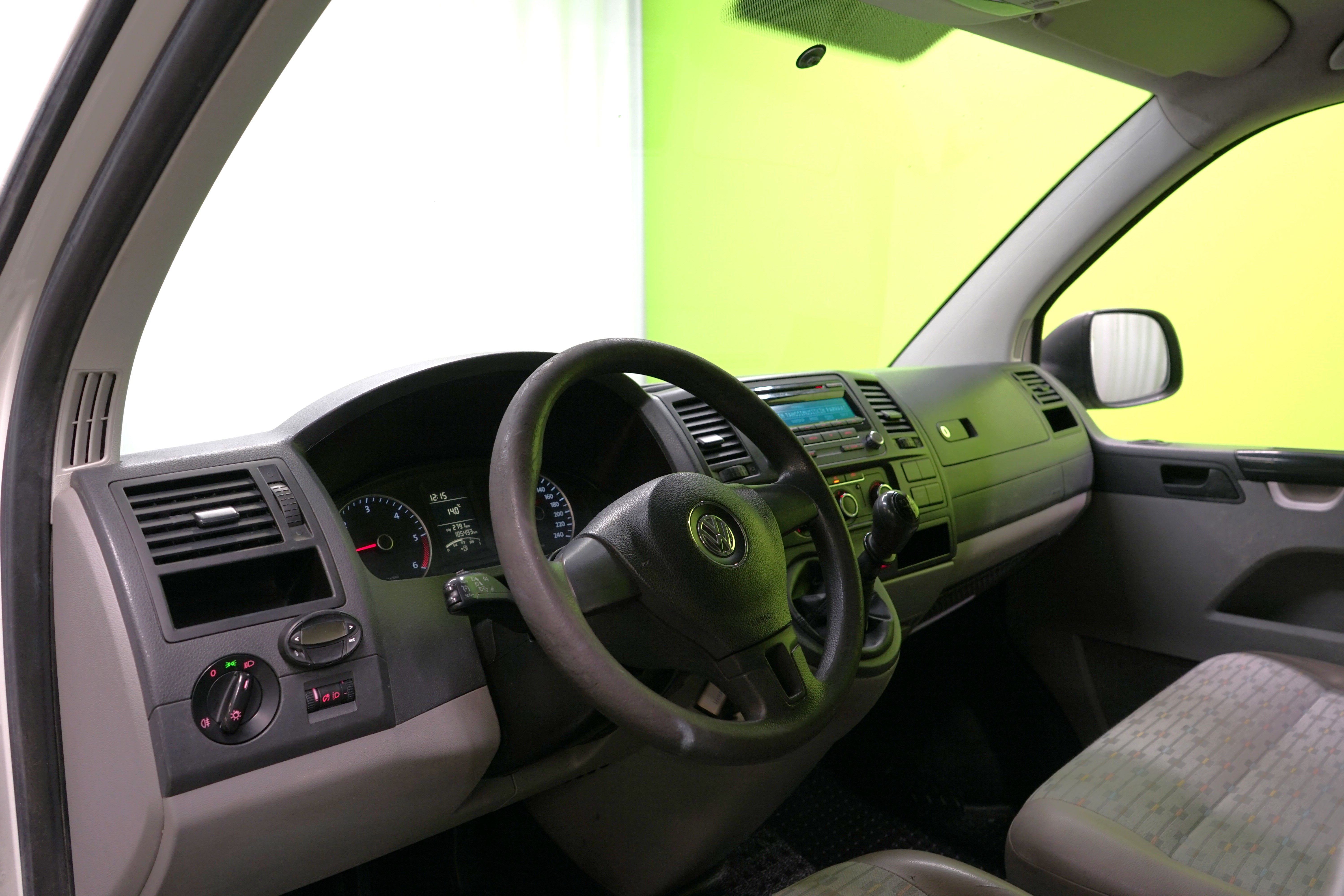 Volkswagen Transporter 2012