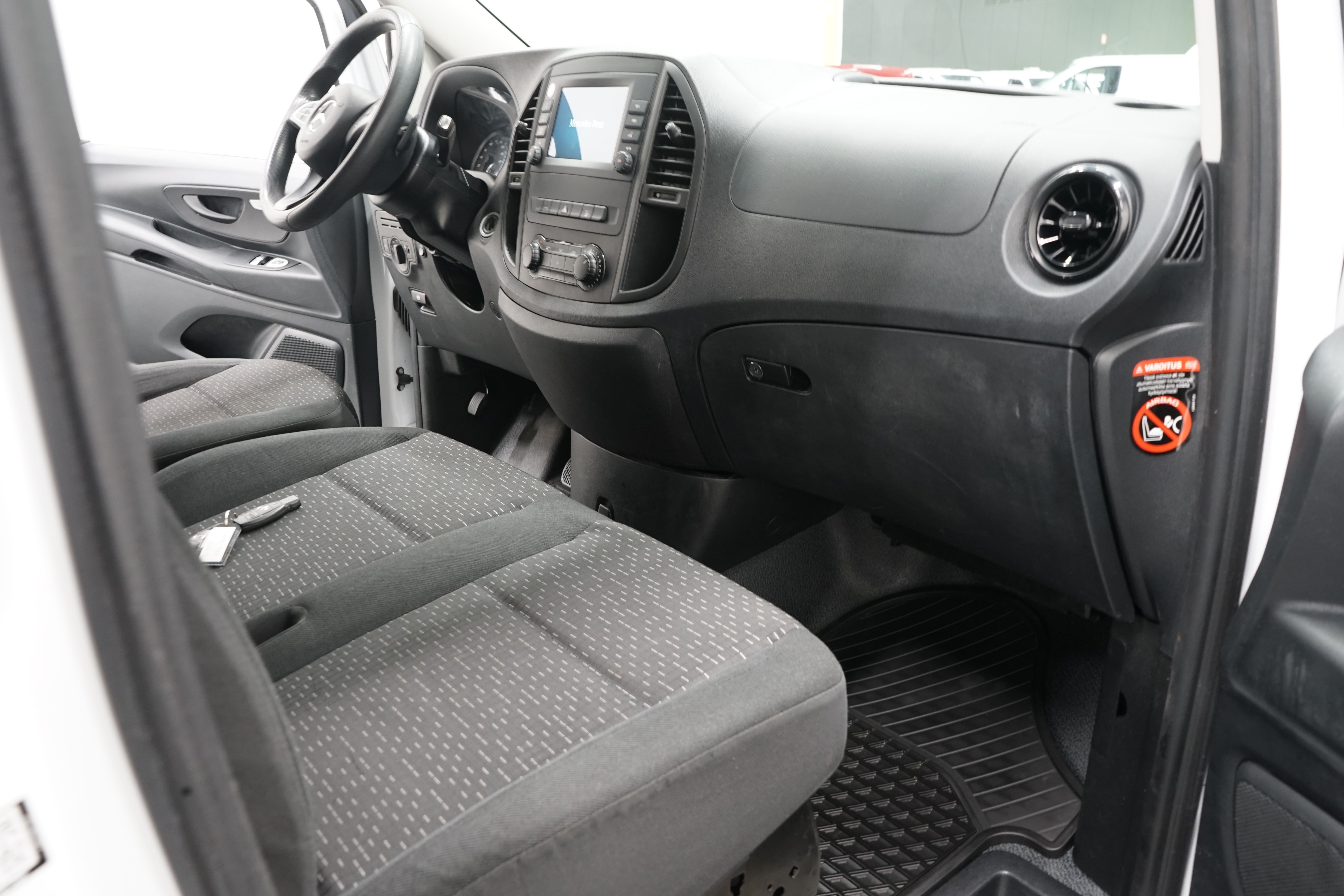 Mercedes-Benz Vito 2023