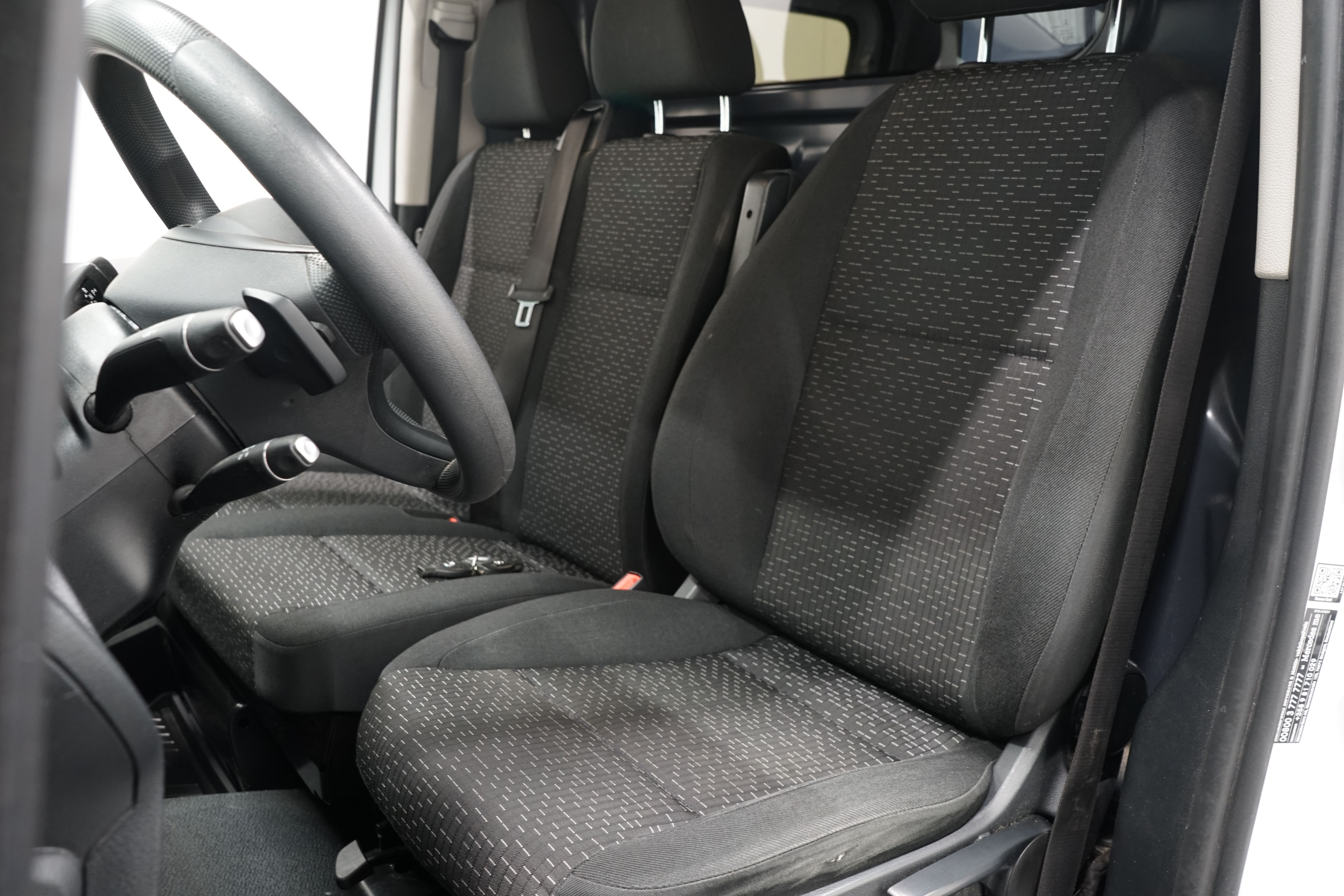 Mercedes-Benz Vito 2023