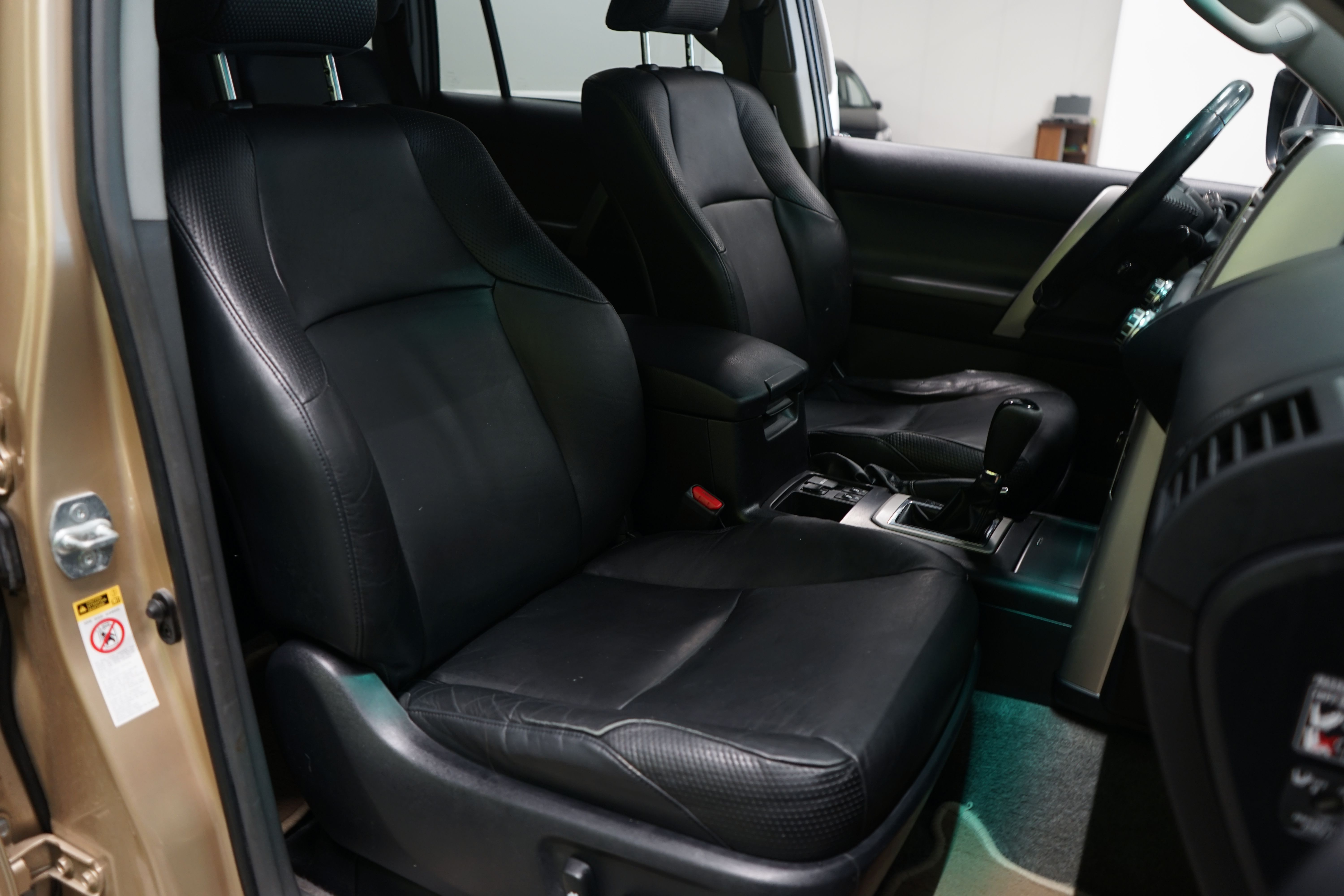 Toyota Land Cruiser 2010