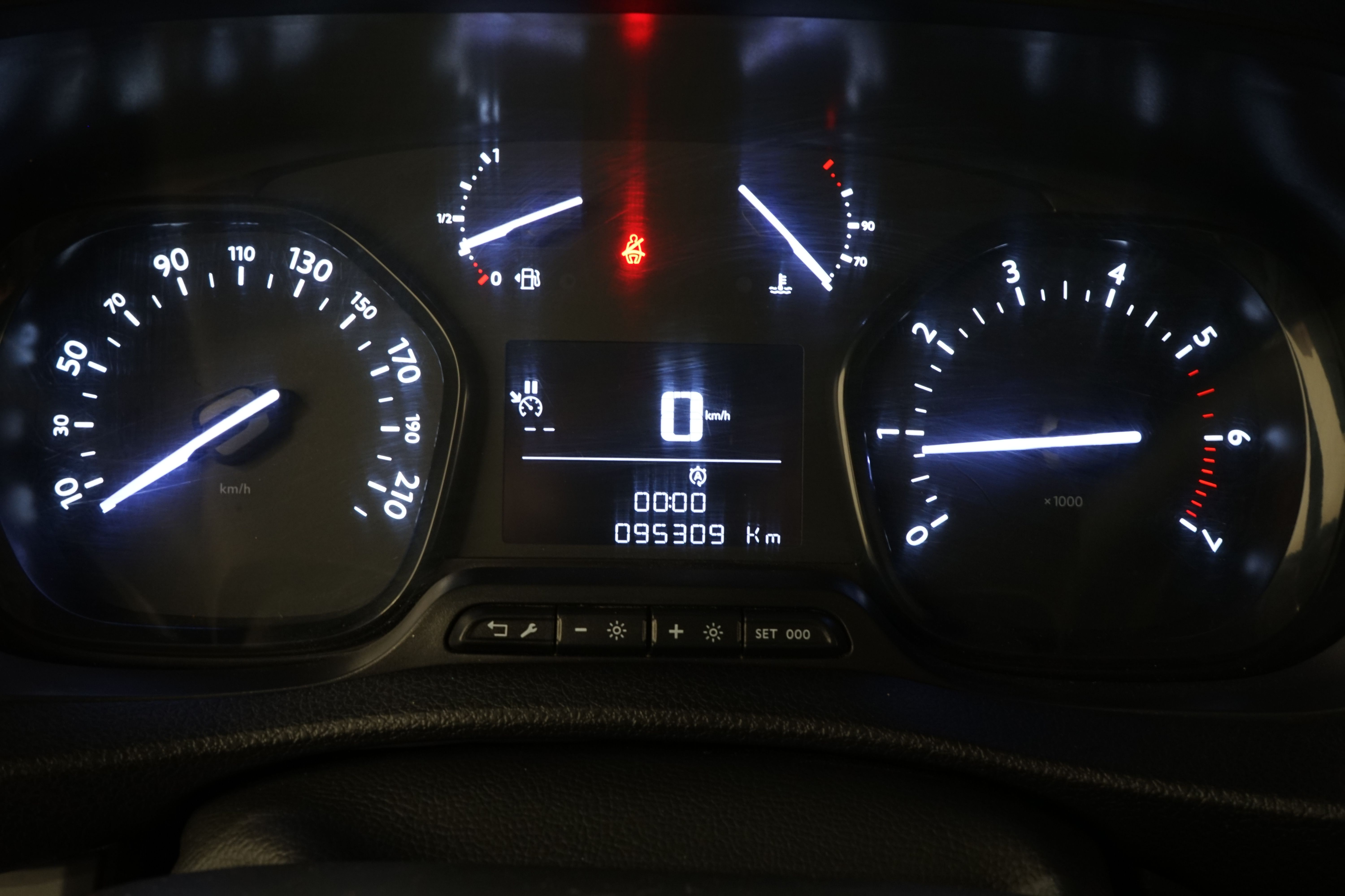 Opel Vivaro 2021