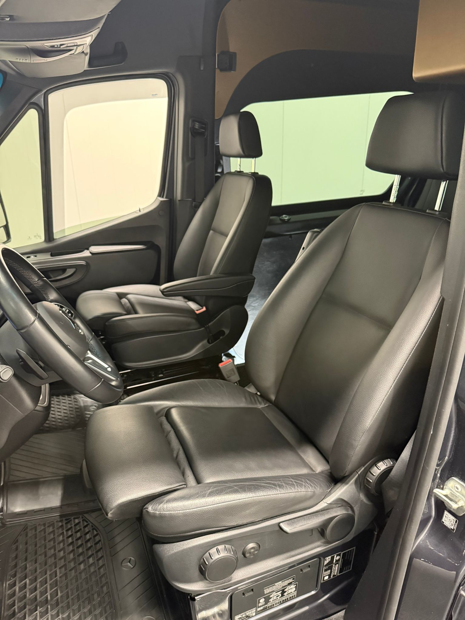 Mercedes-Benz Sprinter 2024