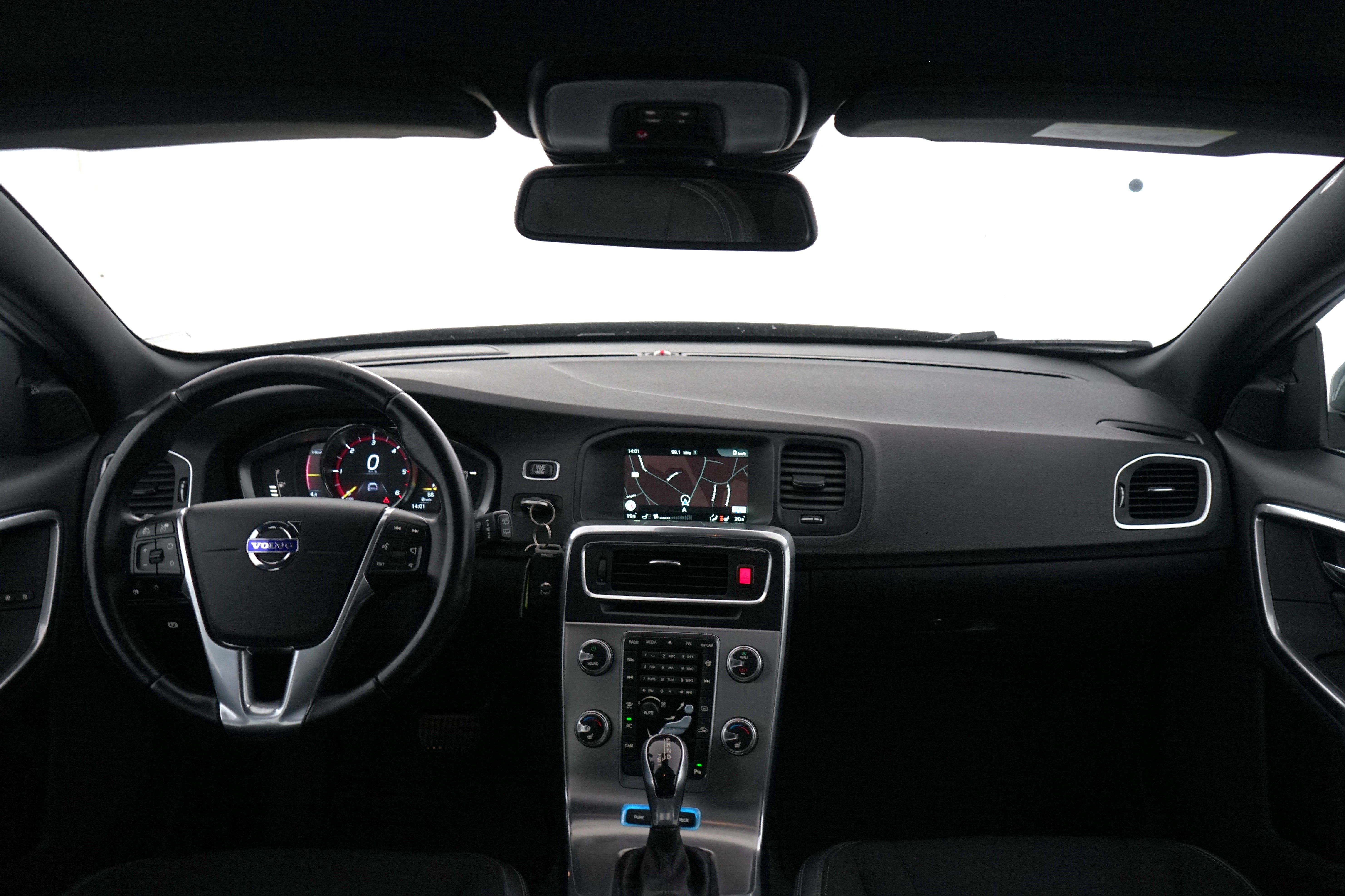 Volvo V60 2016