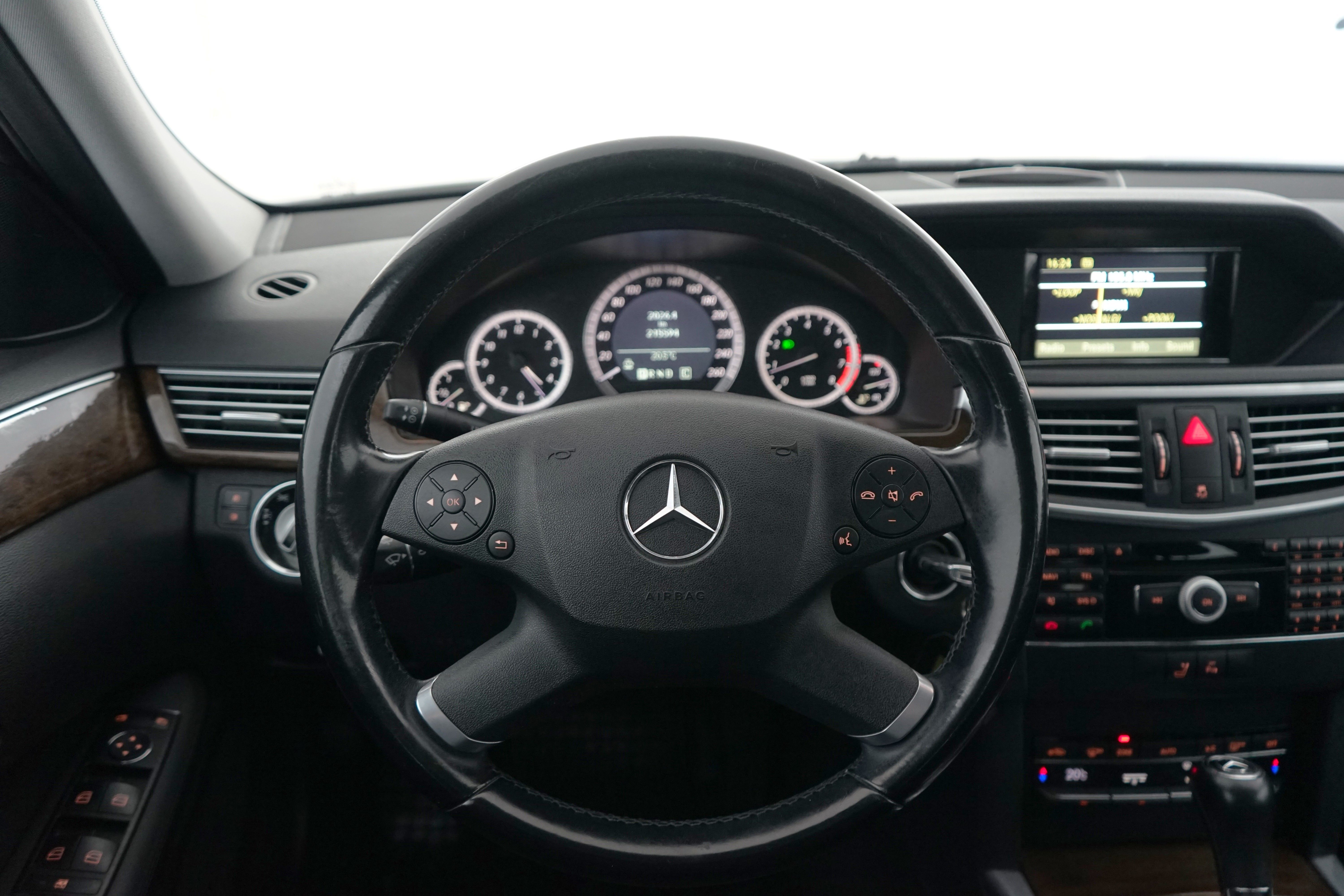 Mercedes-Benz E 2010