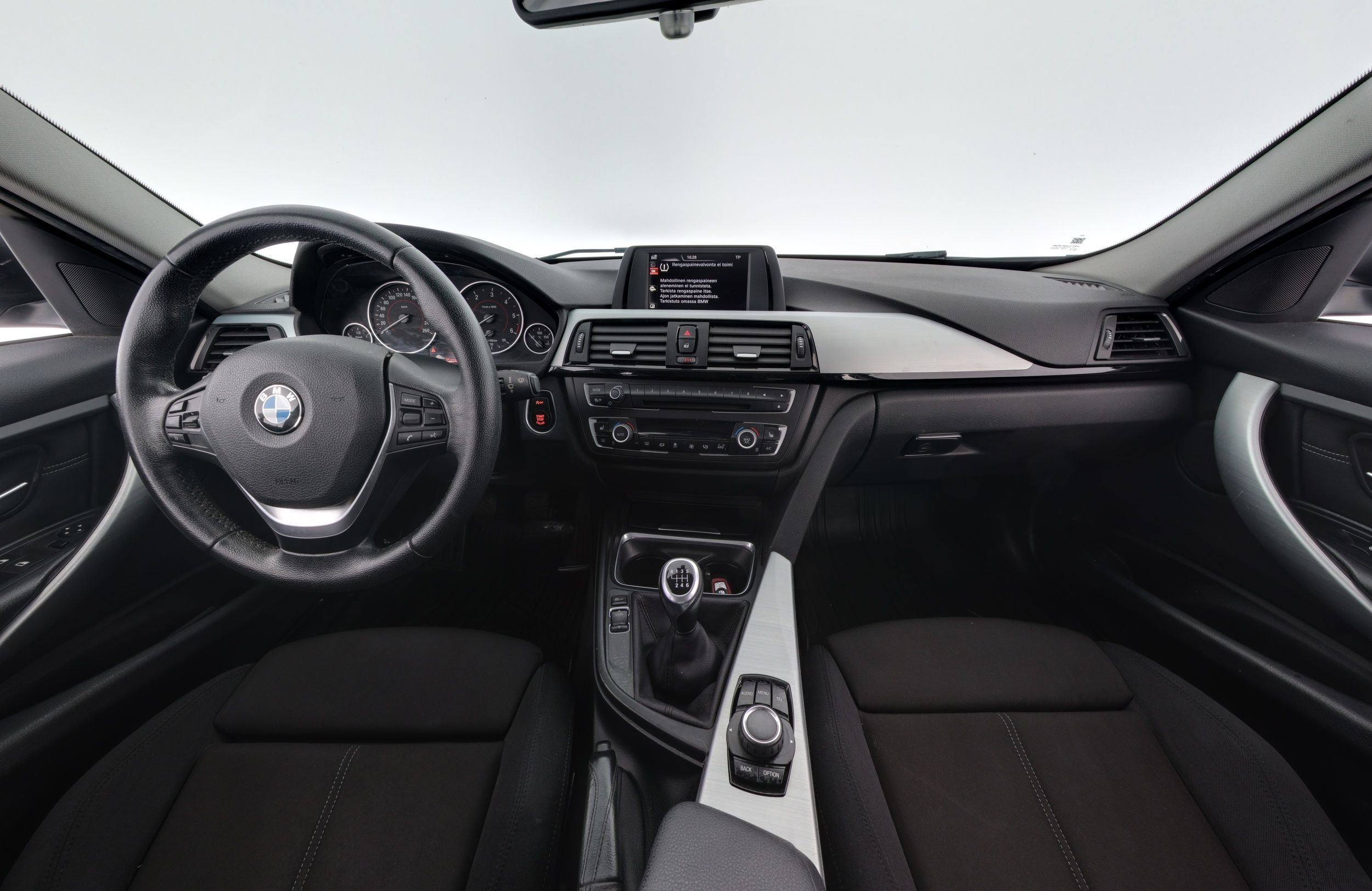 BMW 318 2014
