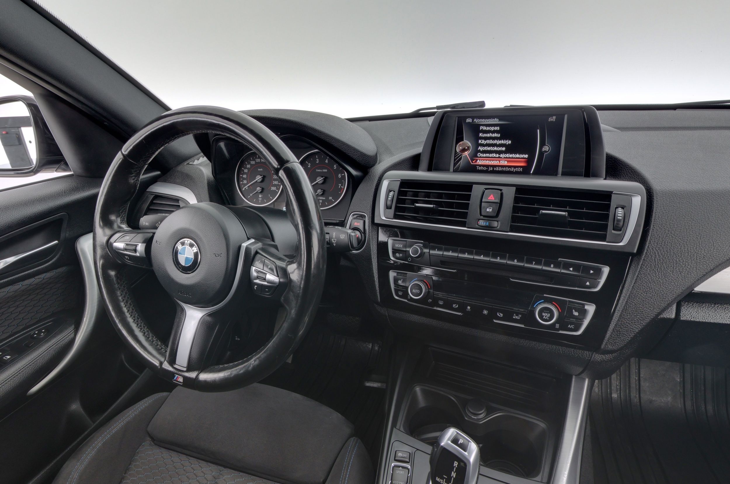 BMW 118 2017