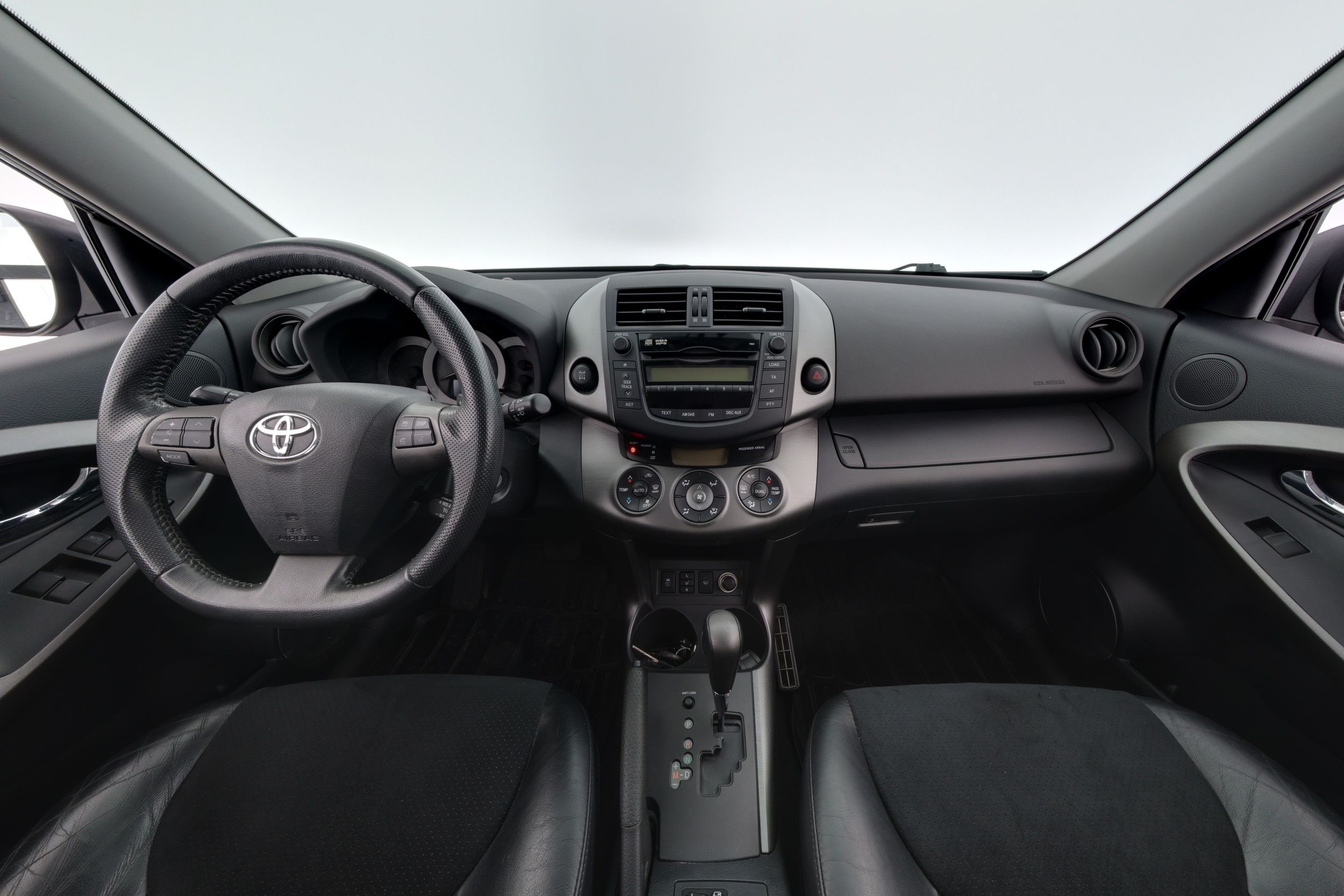 Toyota RAV4 2011
