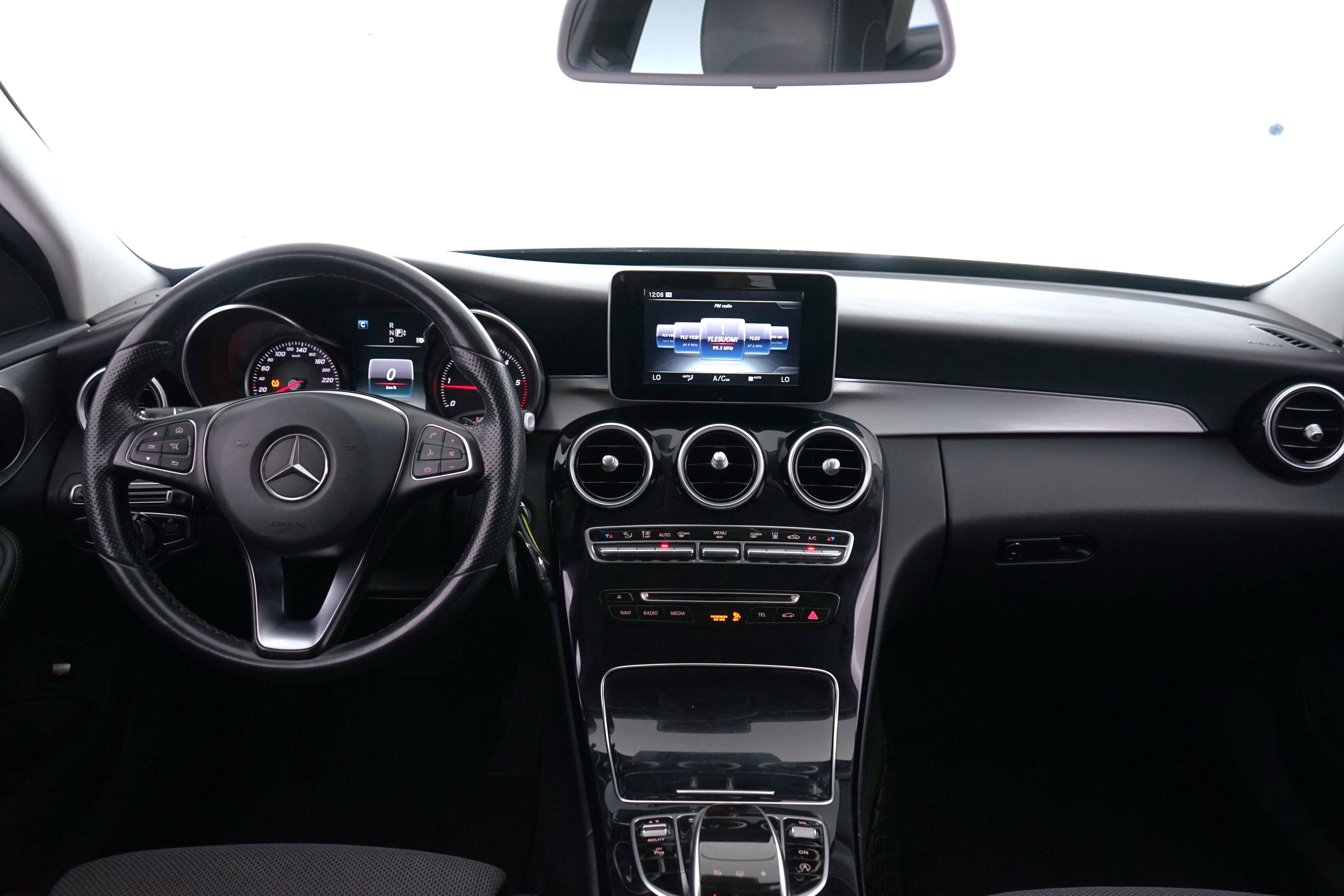 Mercedes-Benz C 2015