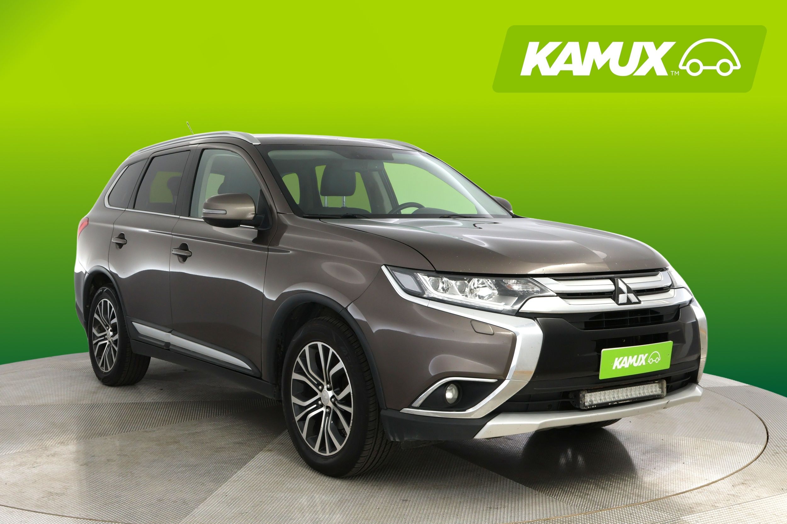 Mitsubishi Outlander 2016