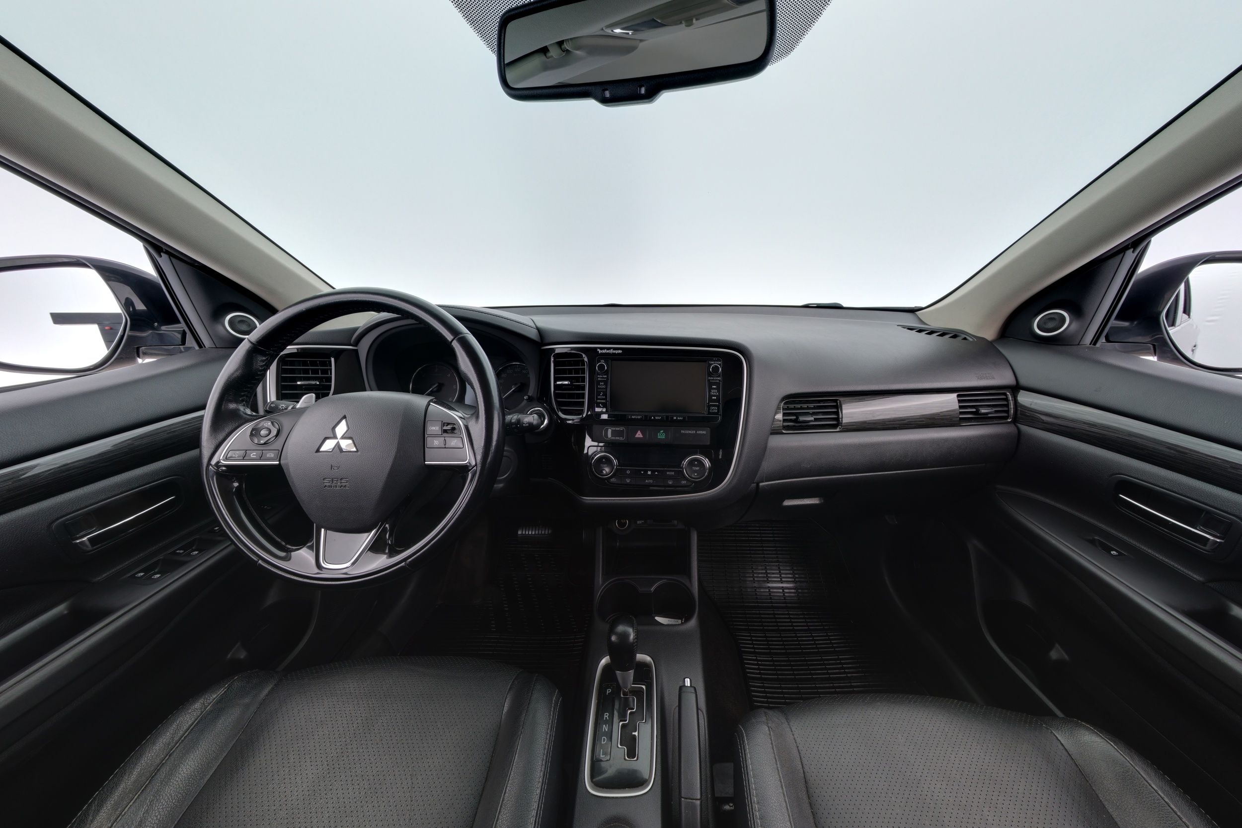 Mitsubishi Outlander 2016