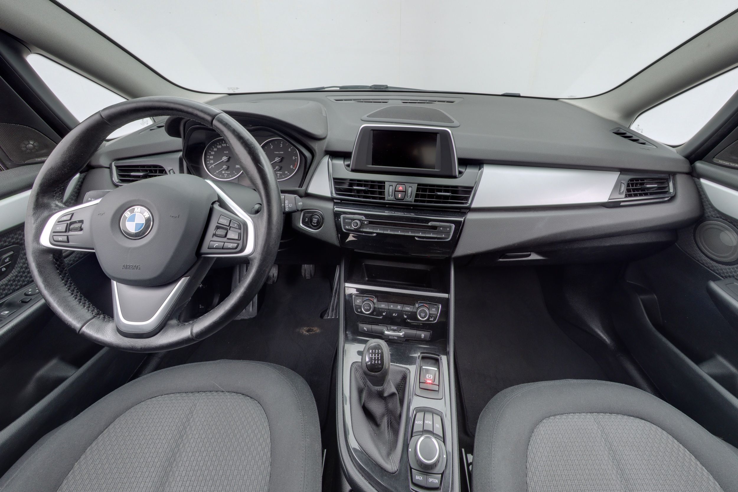 BMW 216 2016