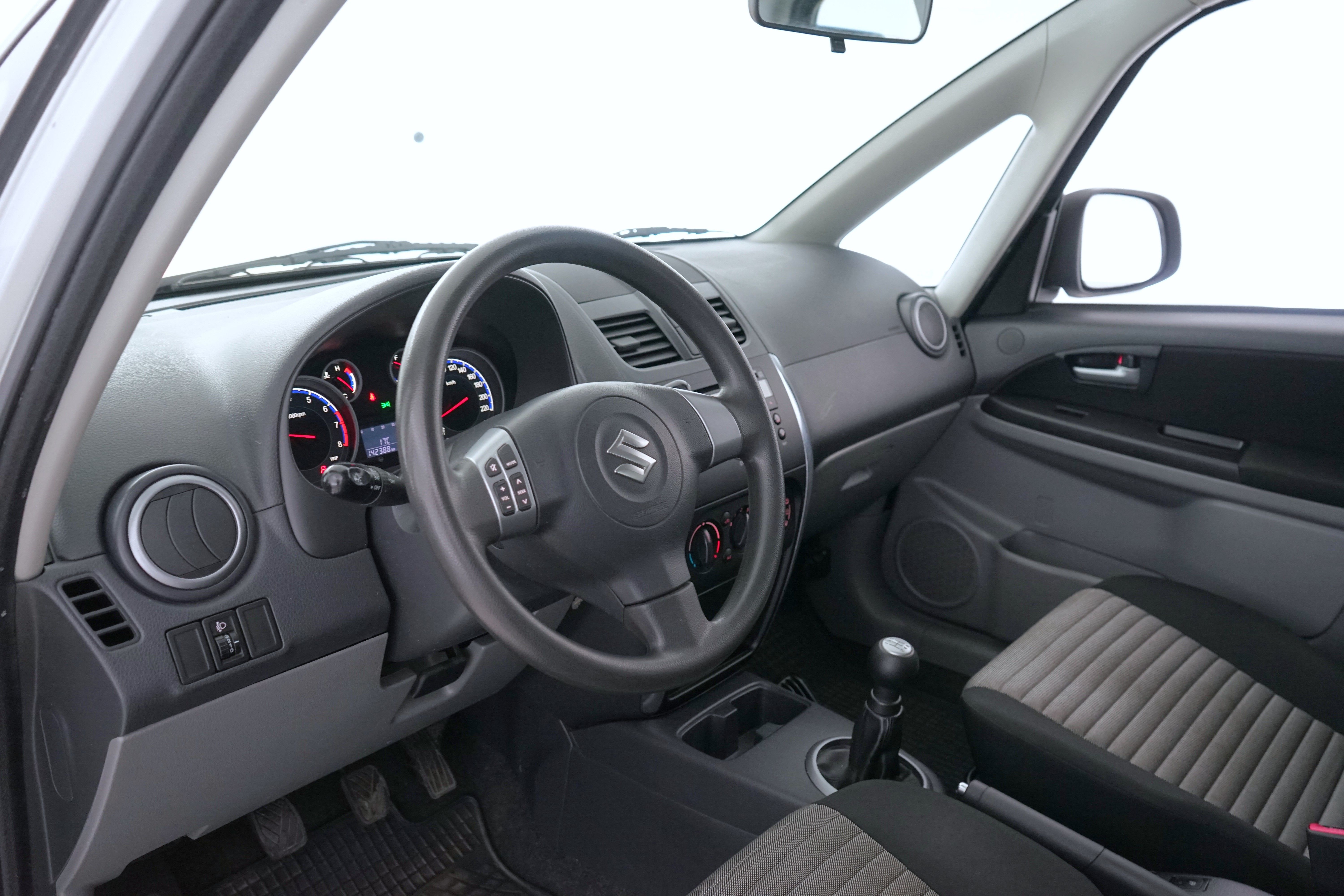 Suzuki SX4 2012