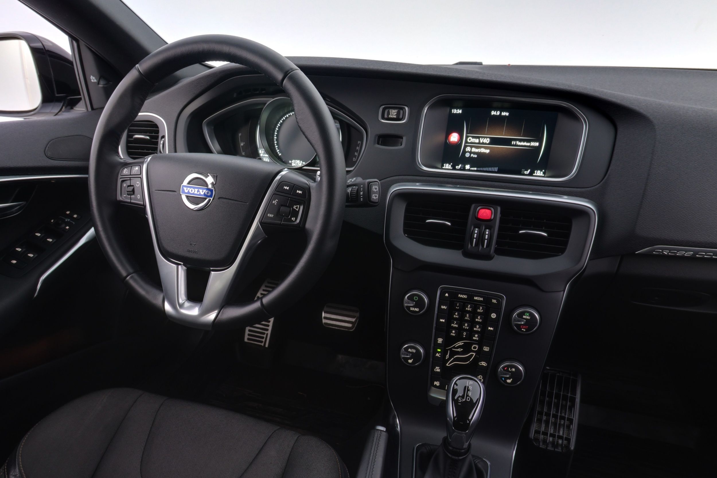 Volvo V40 Cross Country 2015