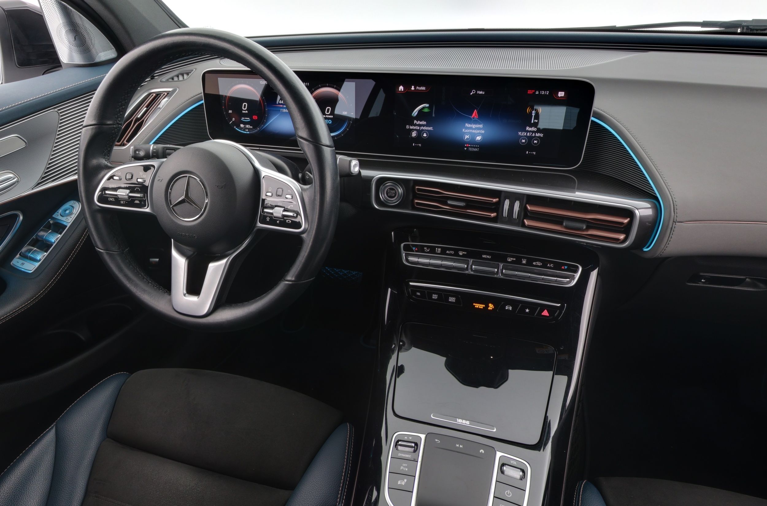 Mercedes-Benz EQC 2020