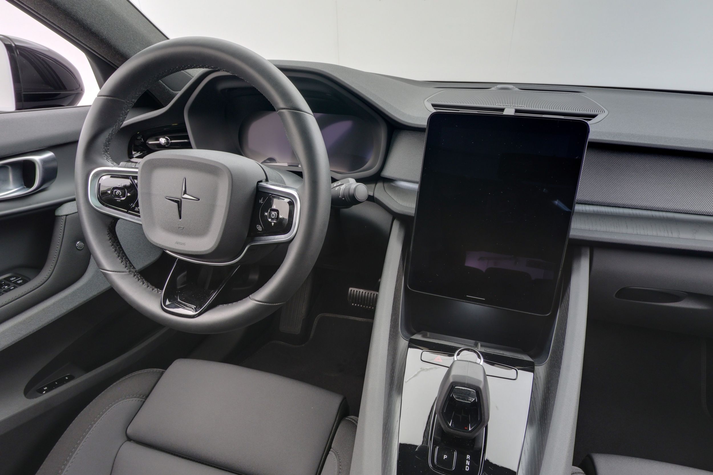 Polestar 2 2024