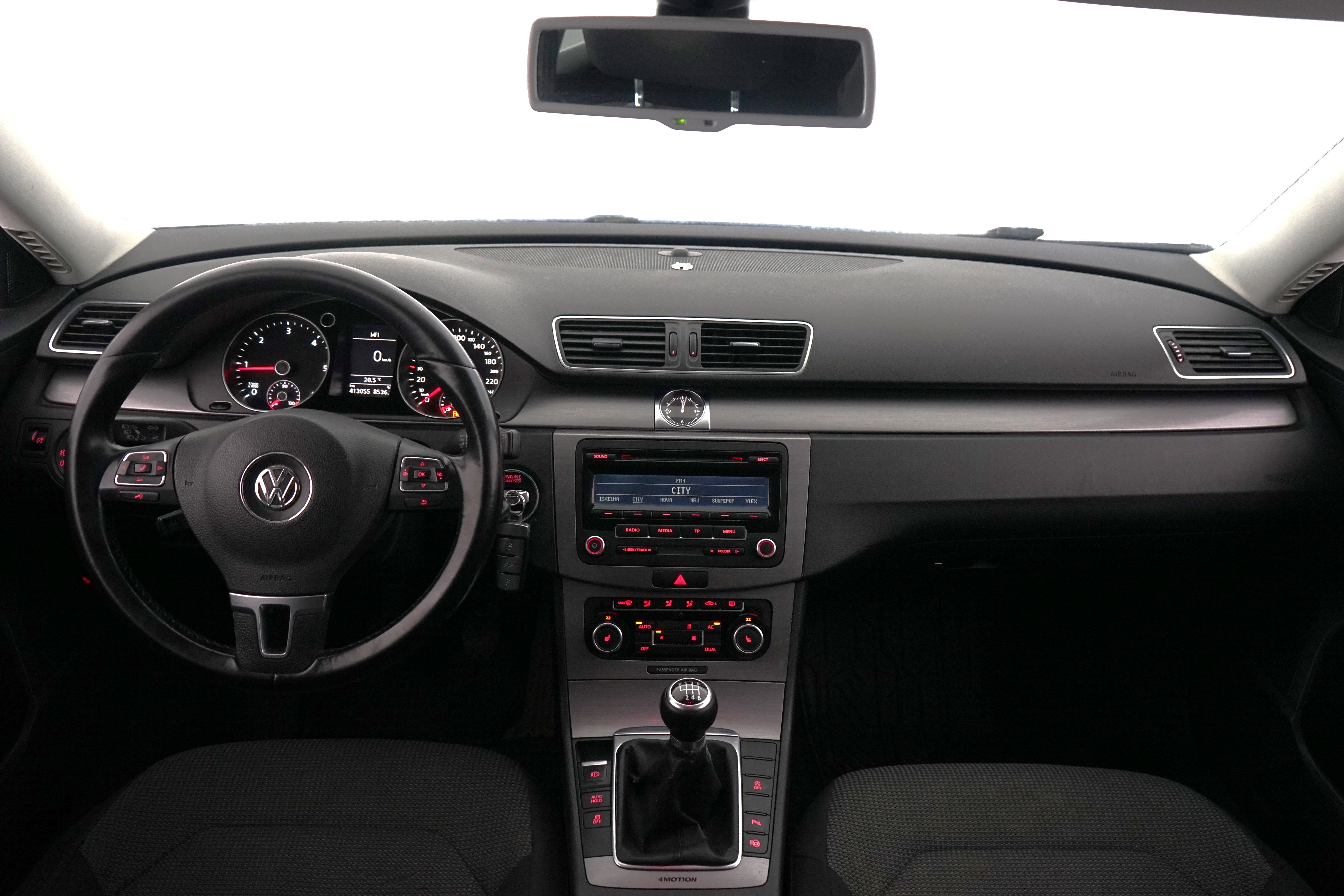 Volkswagen Passat 2012