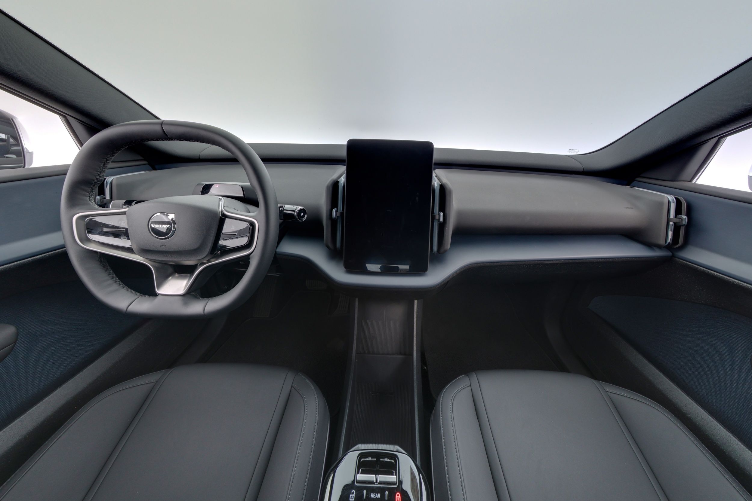 Volvo EX30 2024