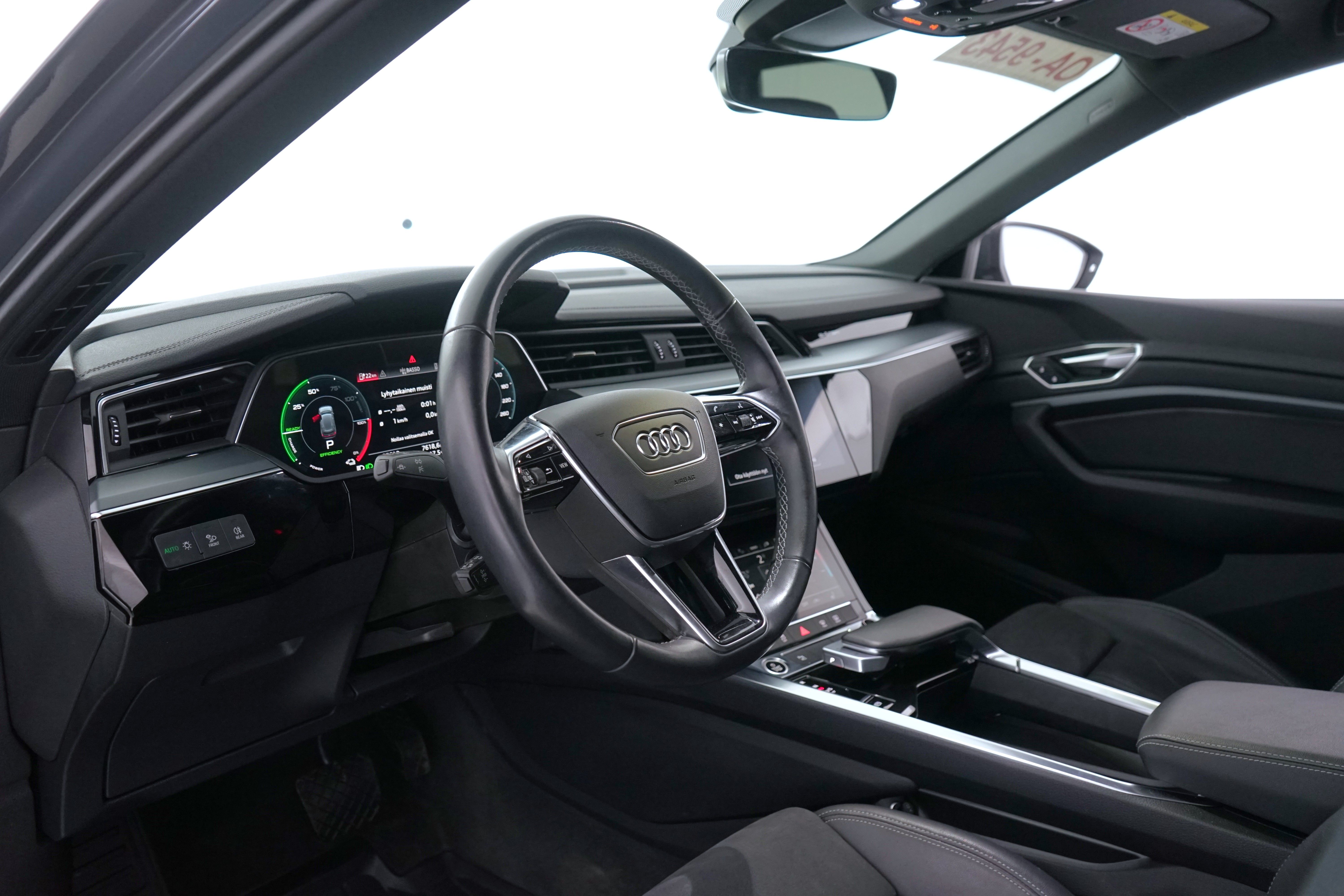 Audi Q8 e-tron 2024