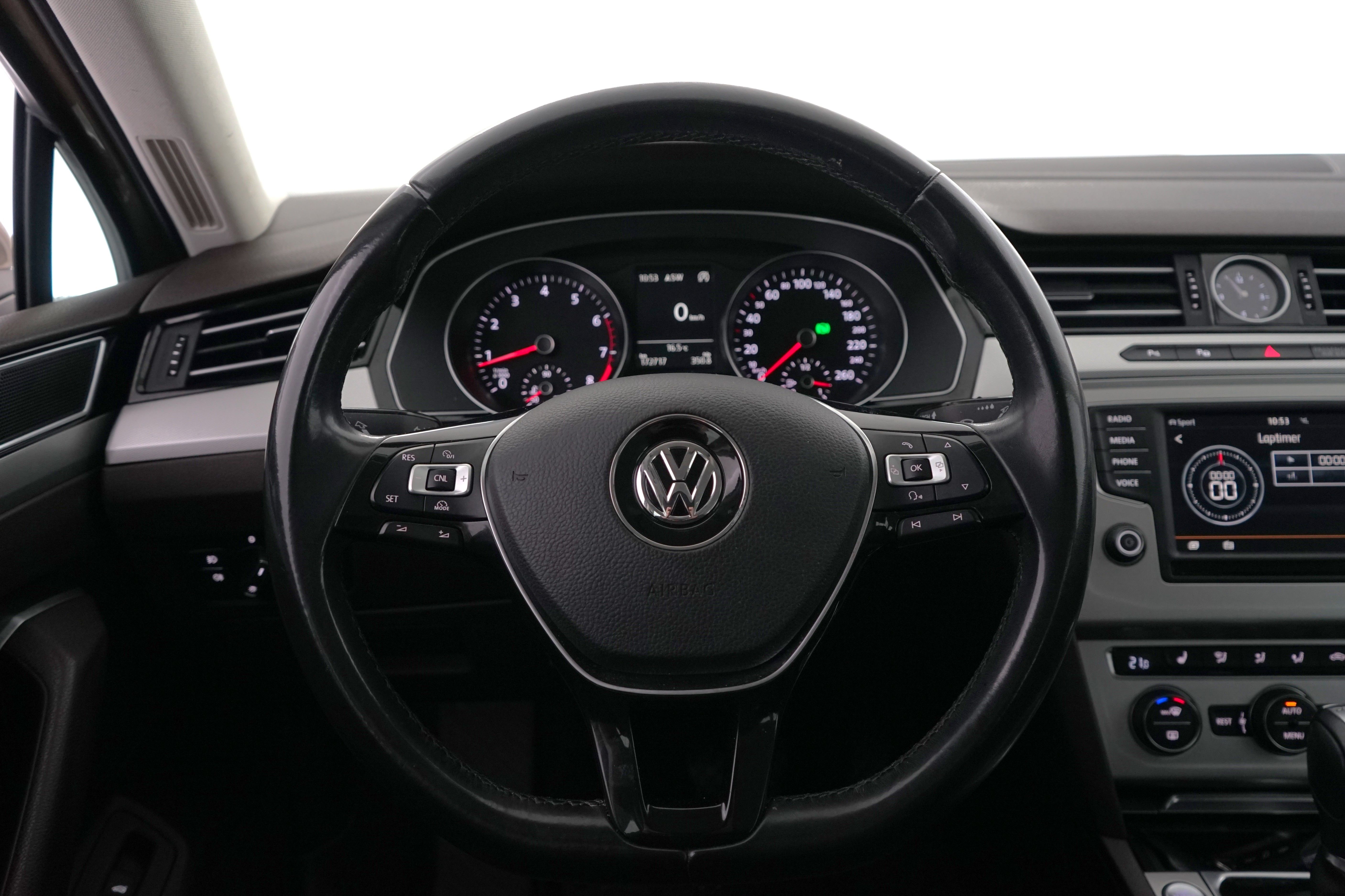 Volkswagen Passat 2016