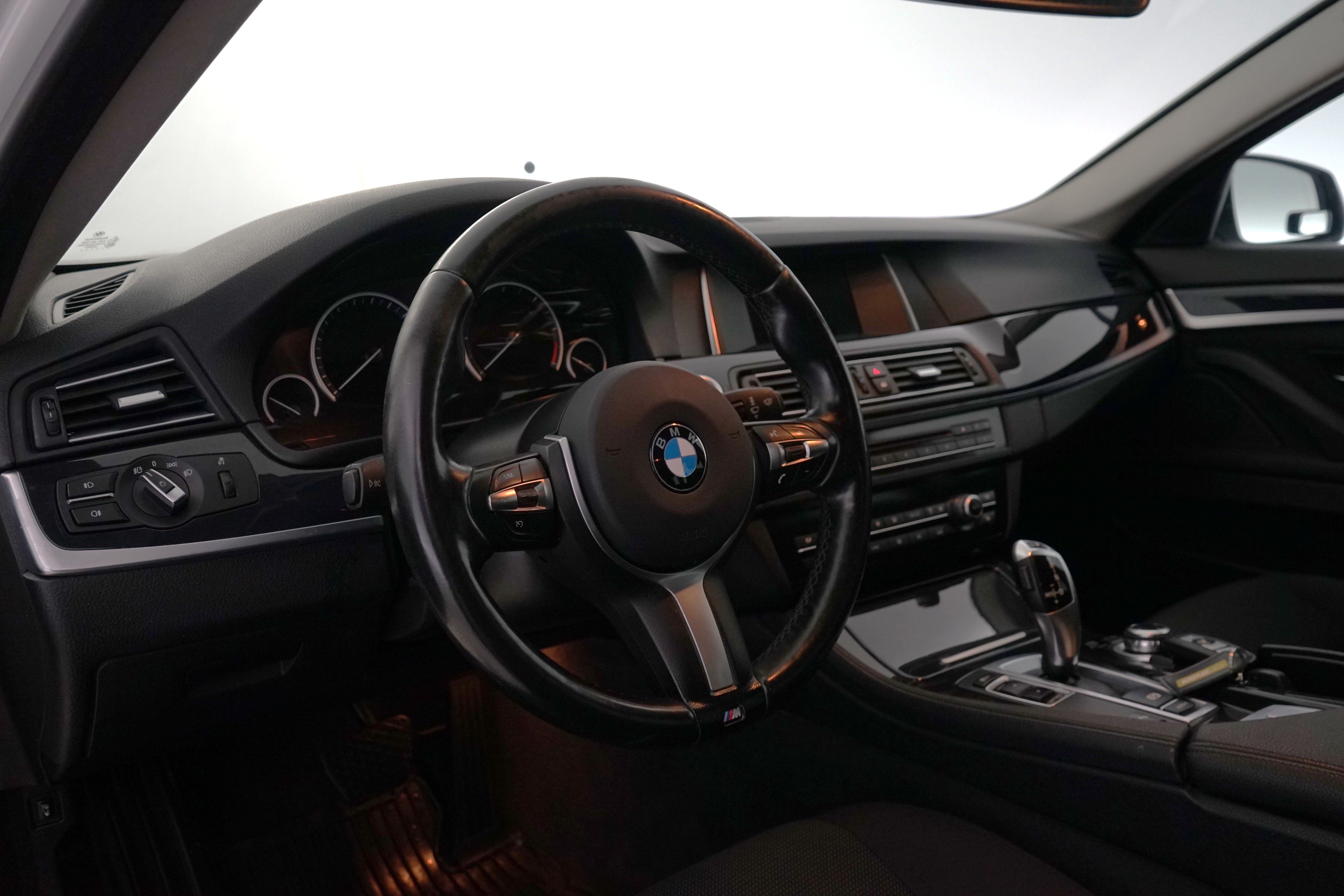 BMW 518 2013