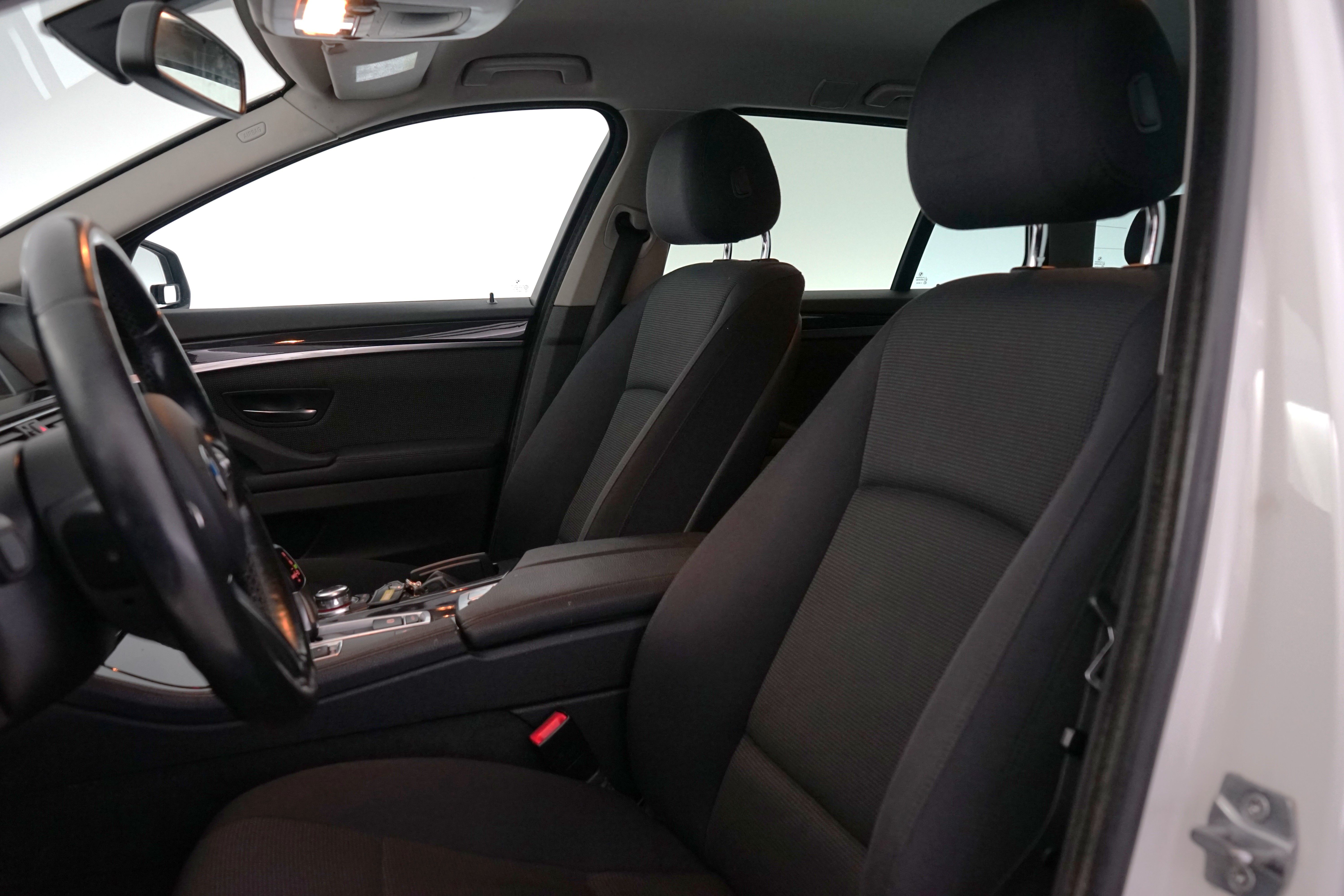 BMW 518 2013