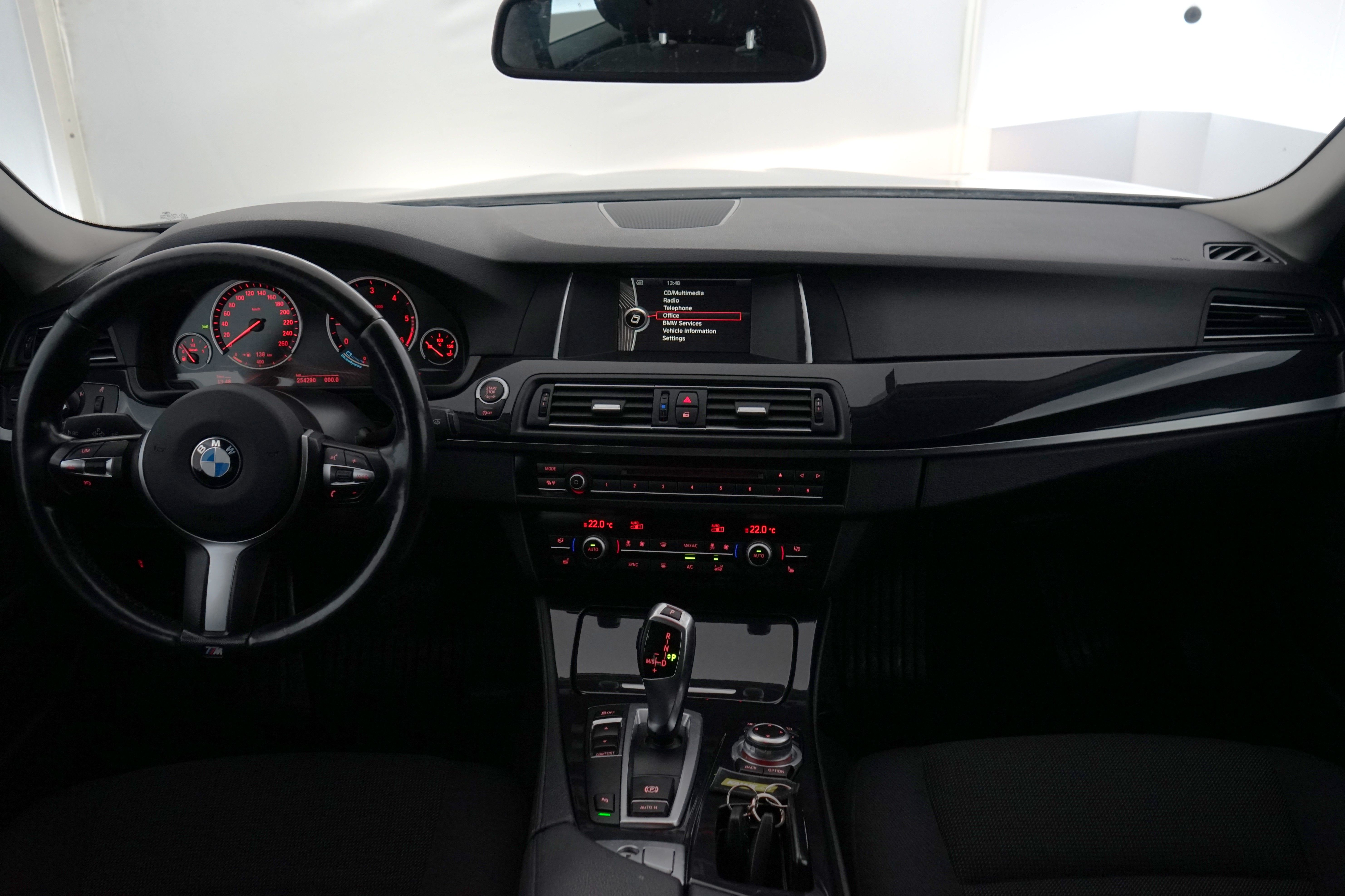 BMW 518 2013