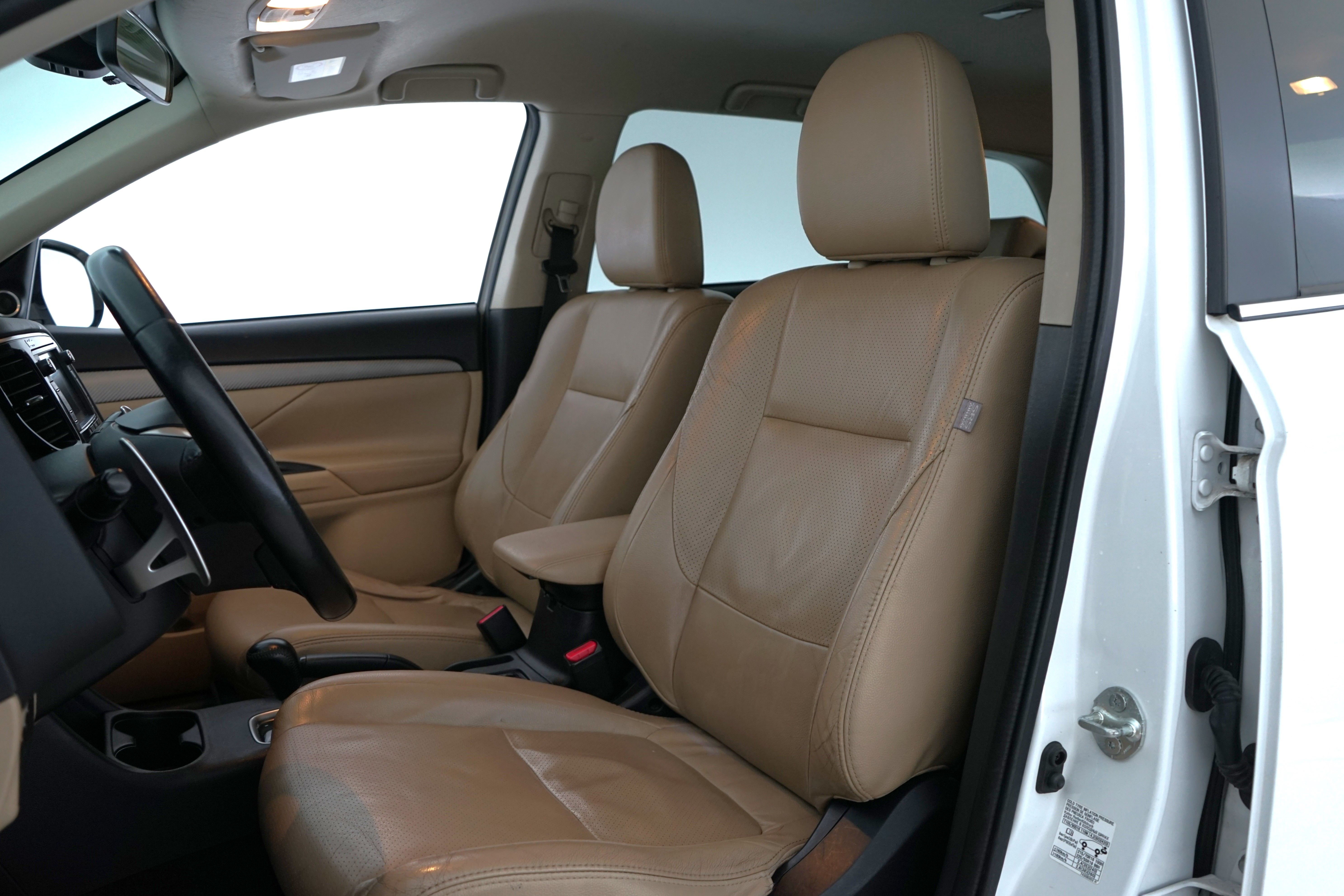 Mitsubishi Outlander 2014