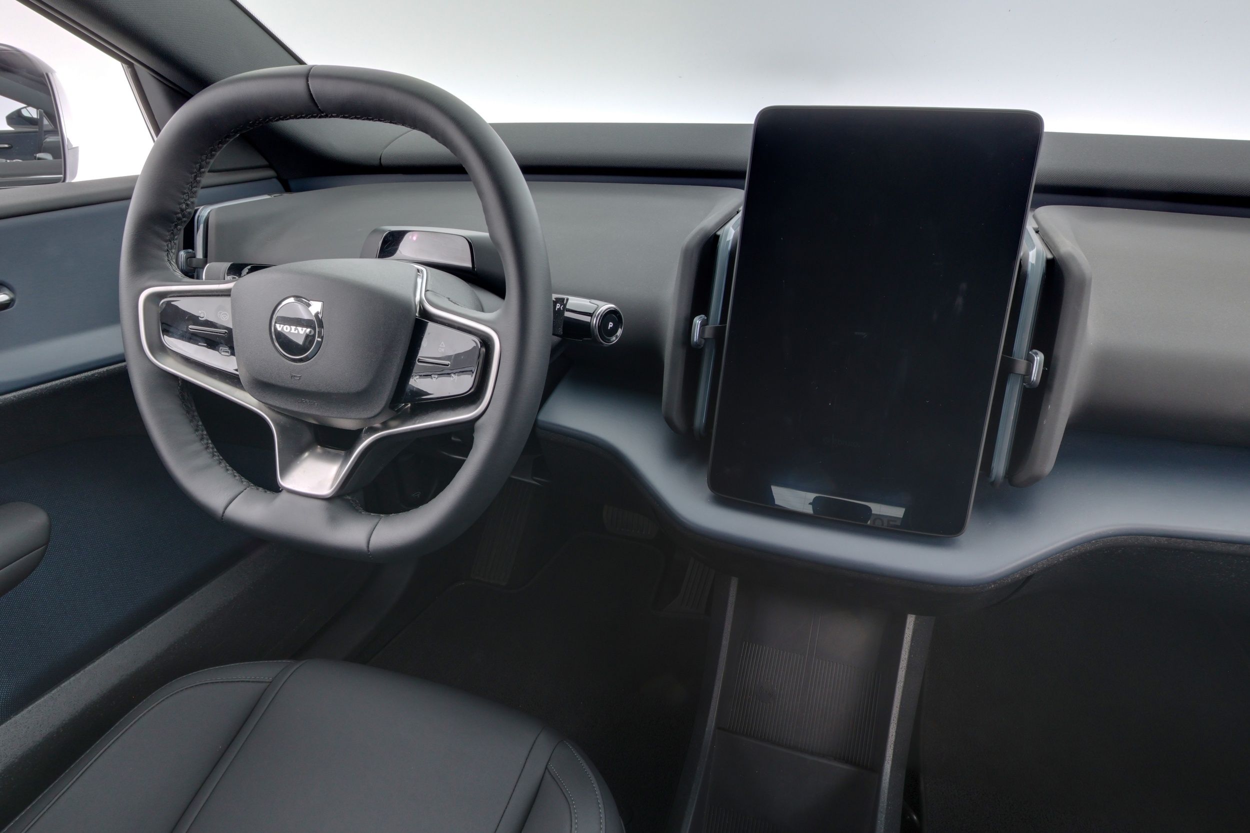 Volvo EX30 2024