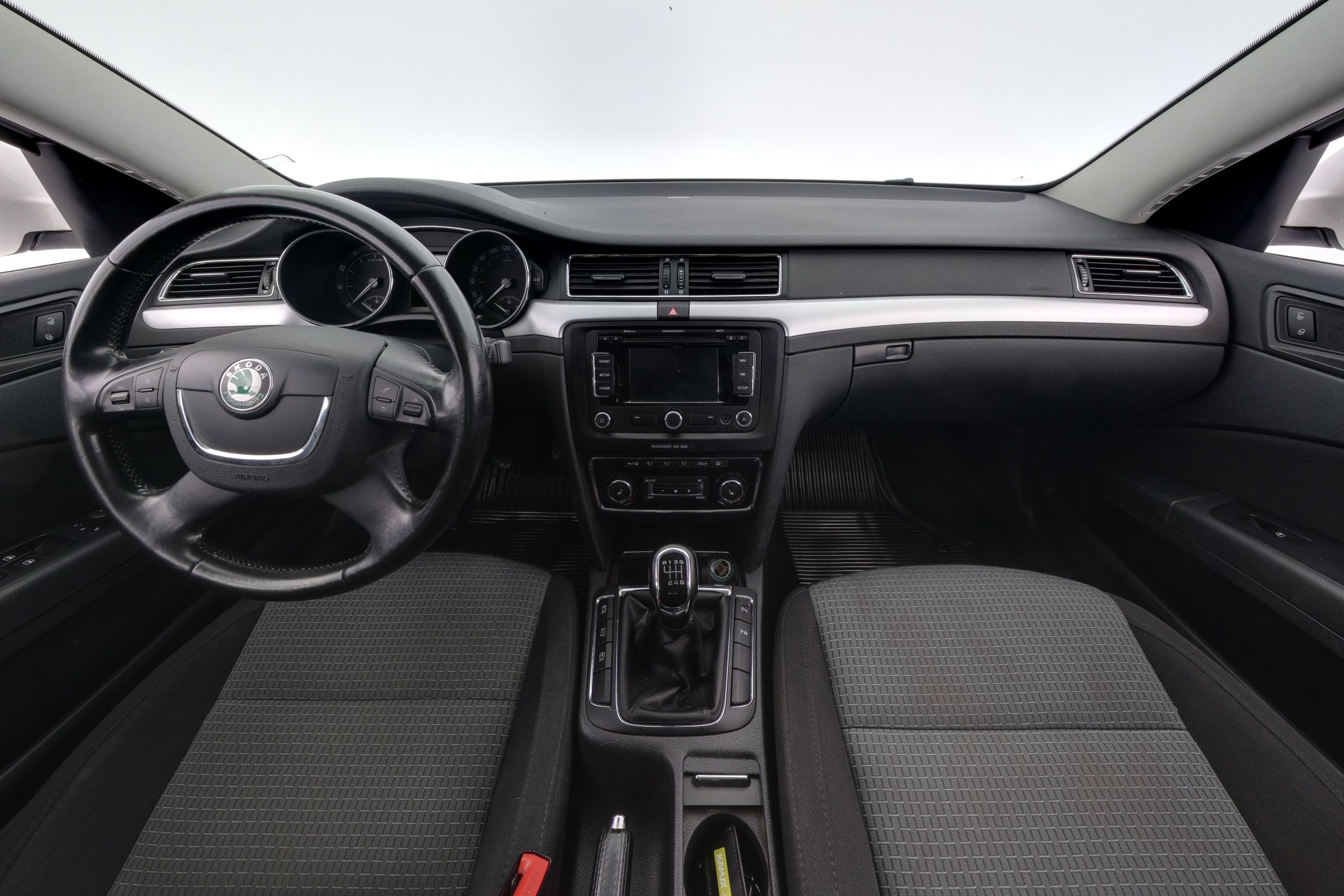 Skoda Superb 2012