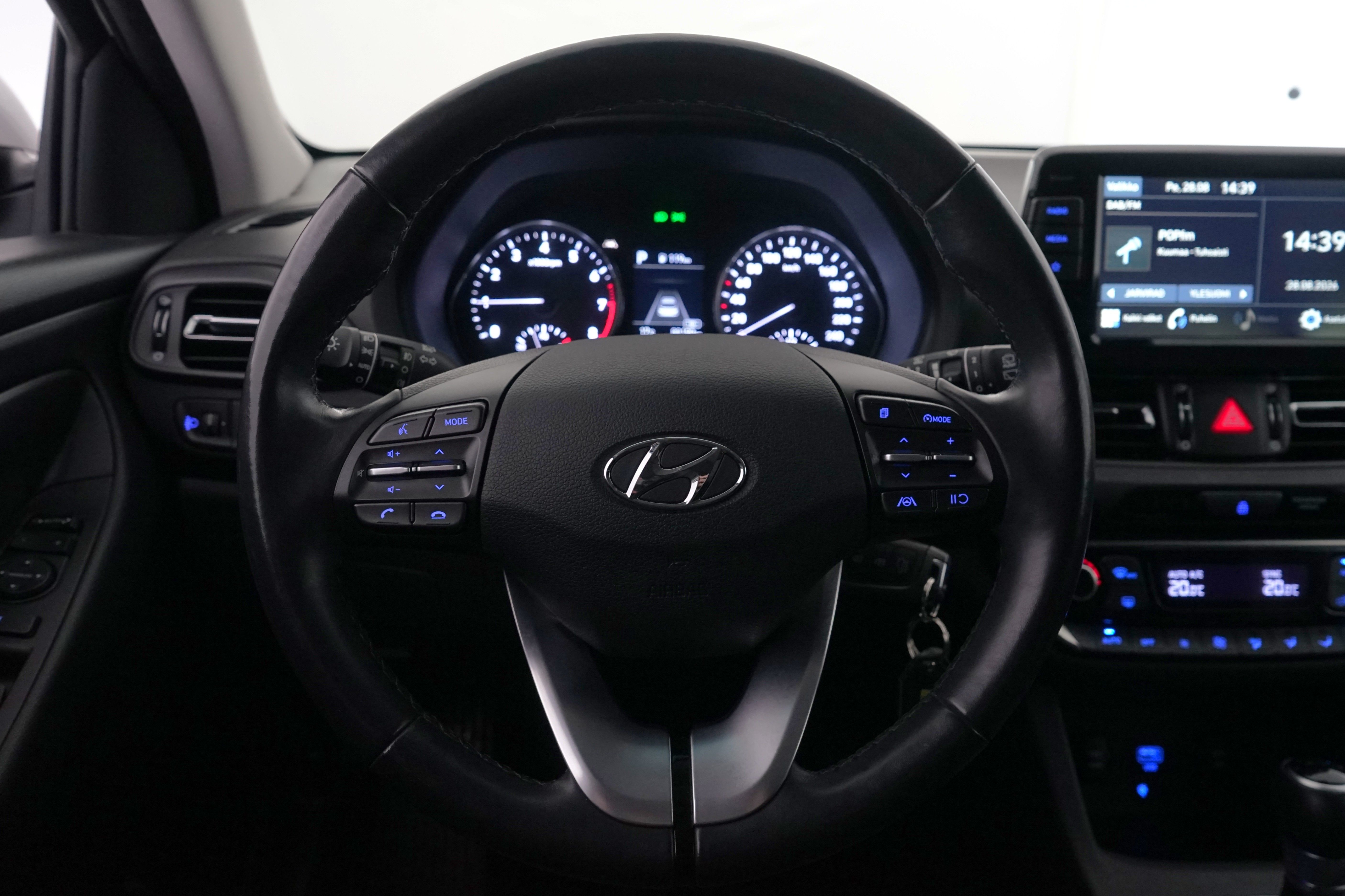 Hyundai i30 2021
