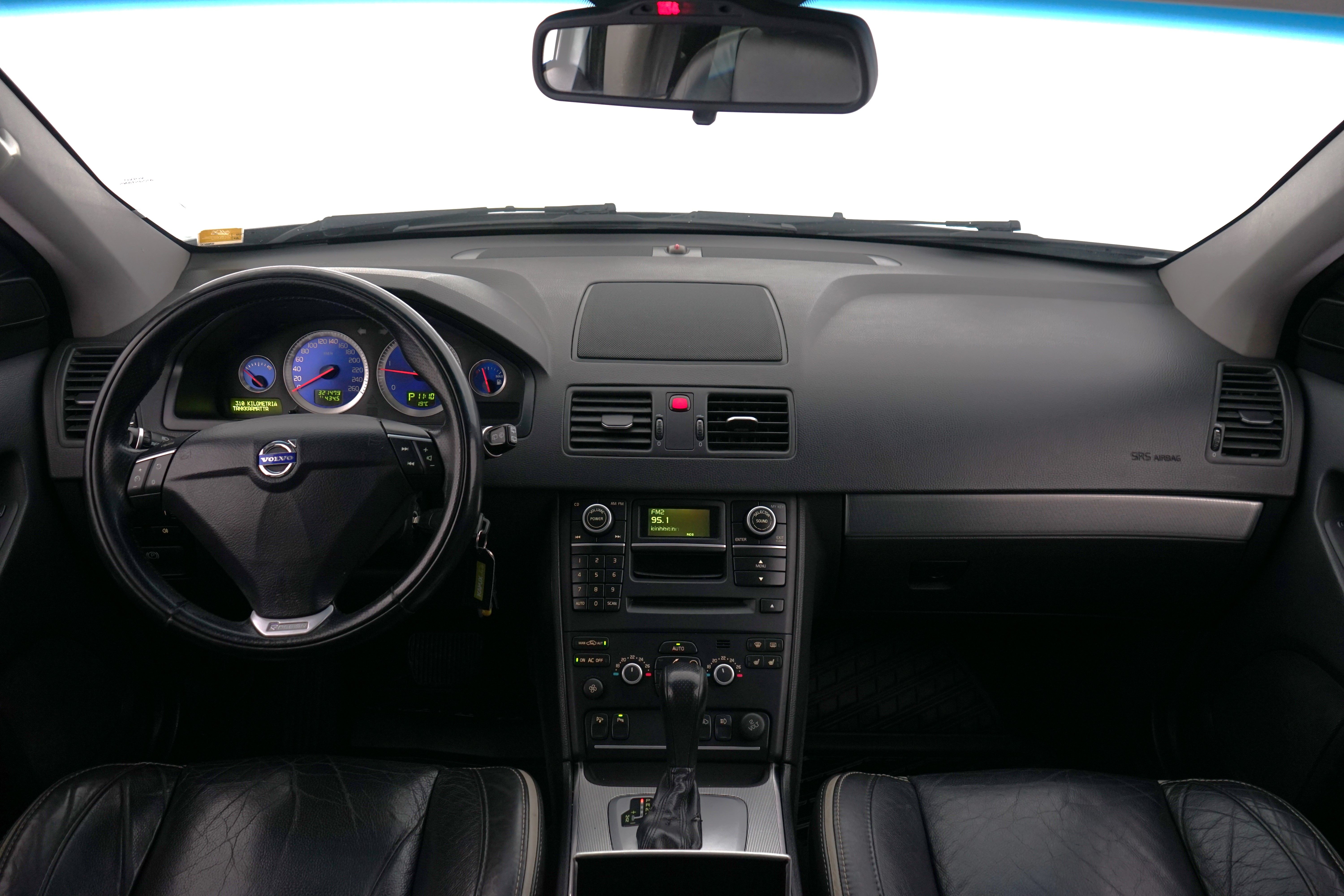 Volvo XC90 2010