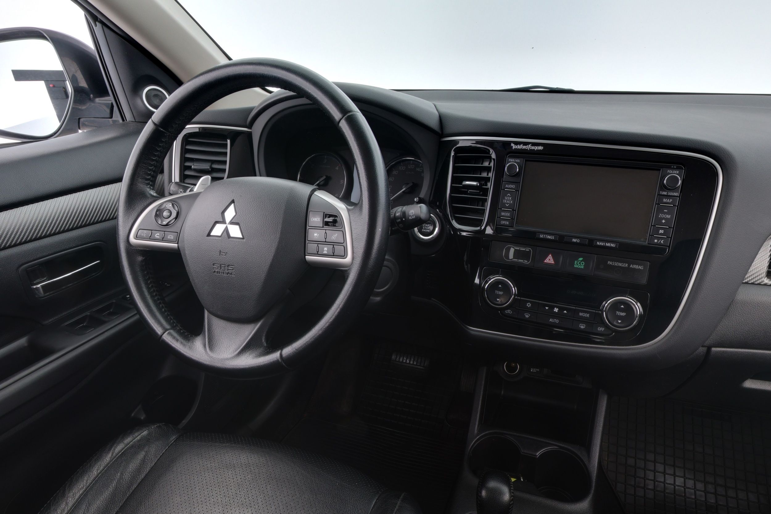 Mitsubishi Outlander 2015