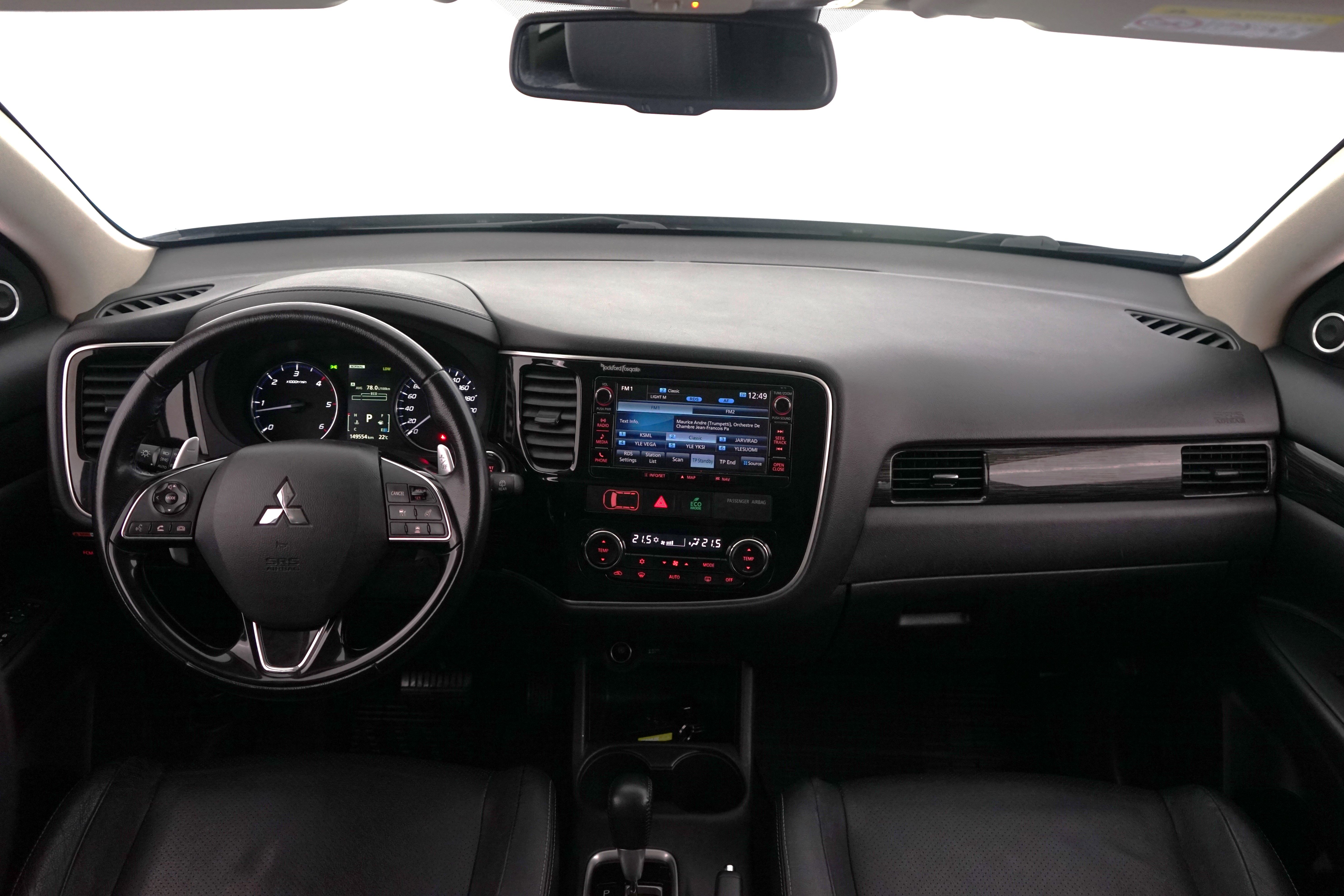 Mitsubishi Outlander 2016