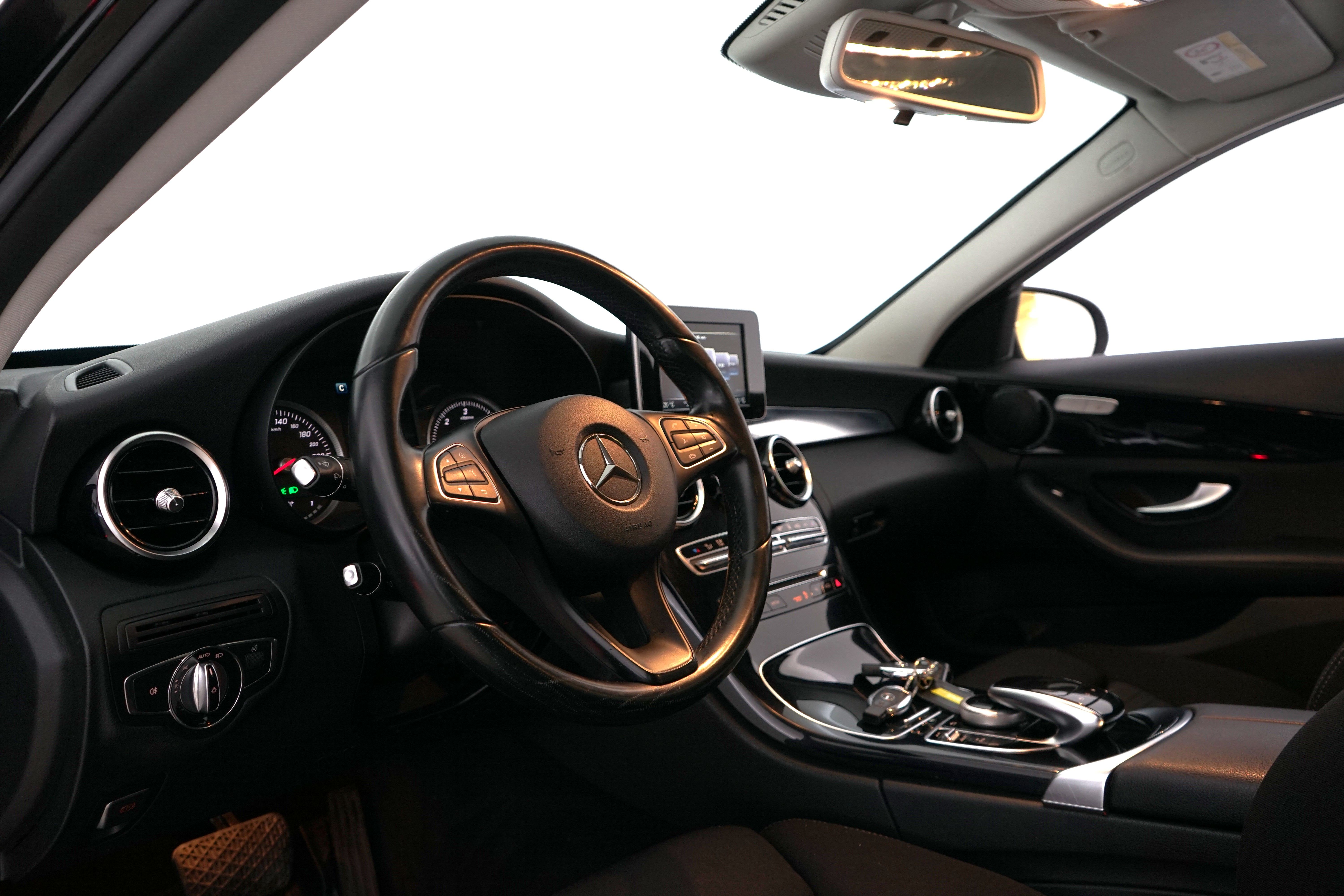 Mercedes-Benz C 2015