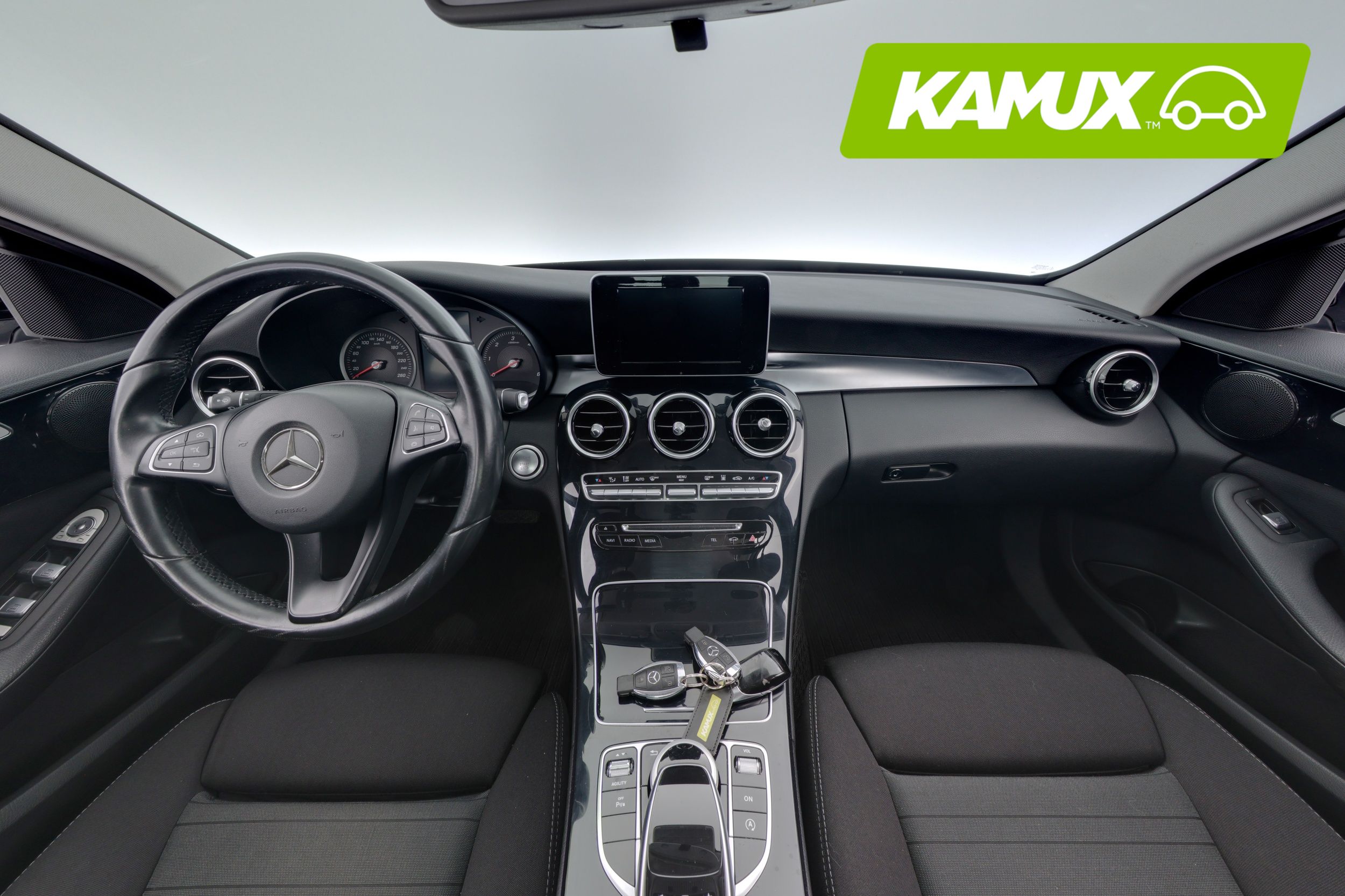 Mercedes-Benz C 2015