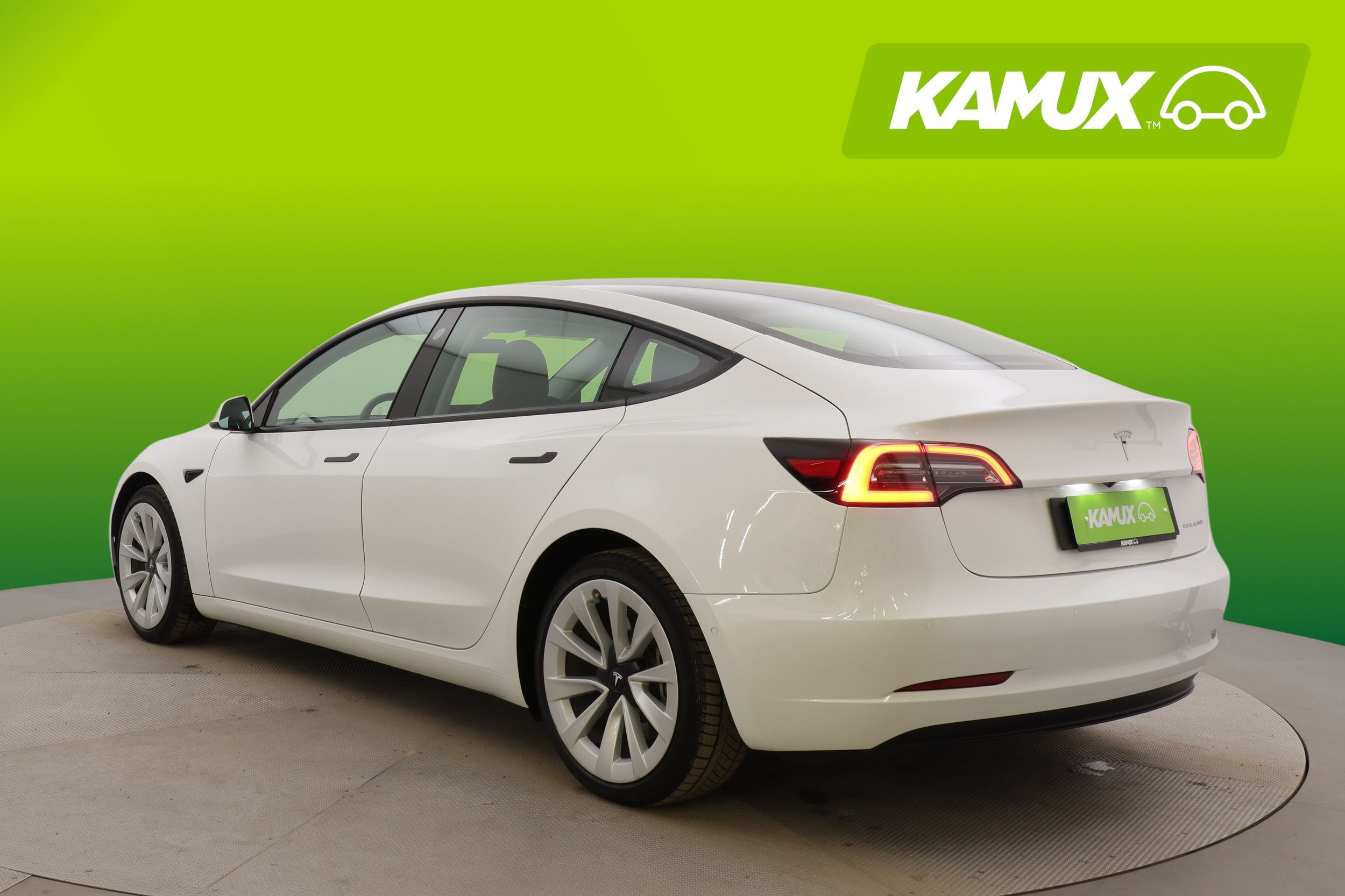 Tesla Model 3 2021