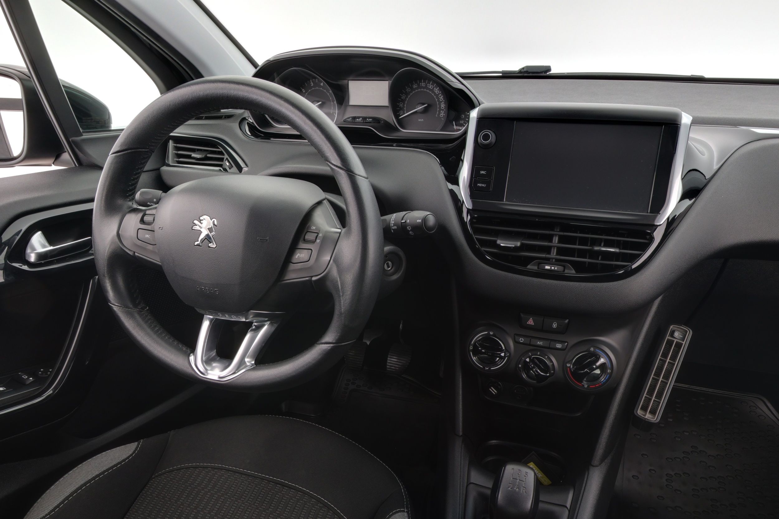 Peugeot 208 2016