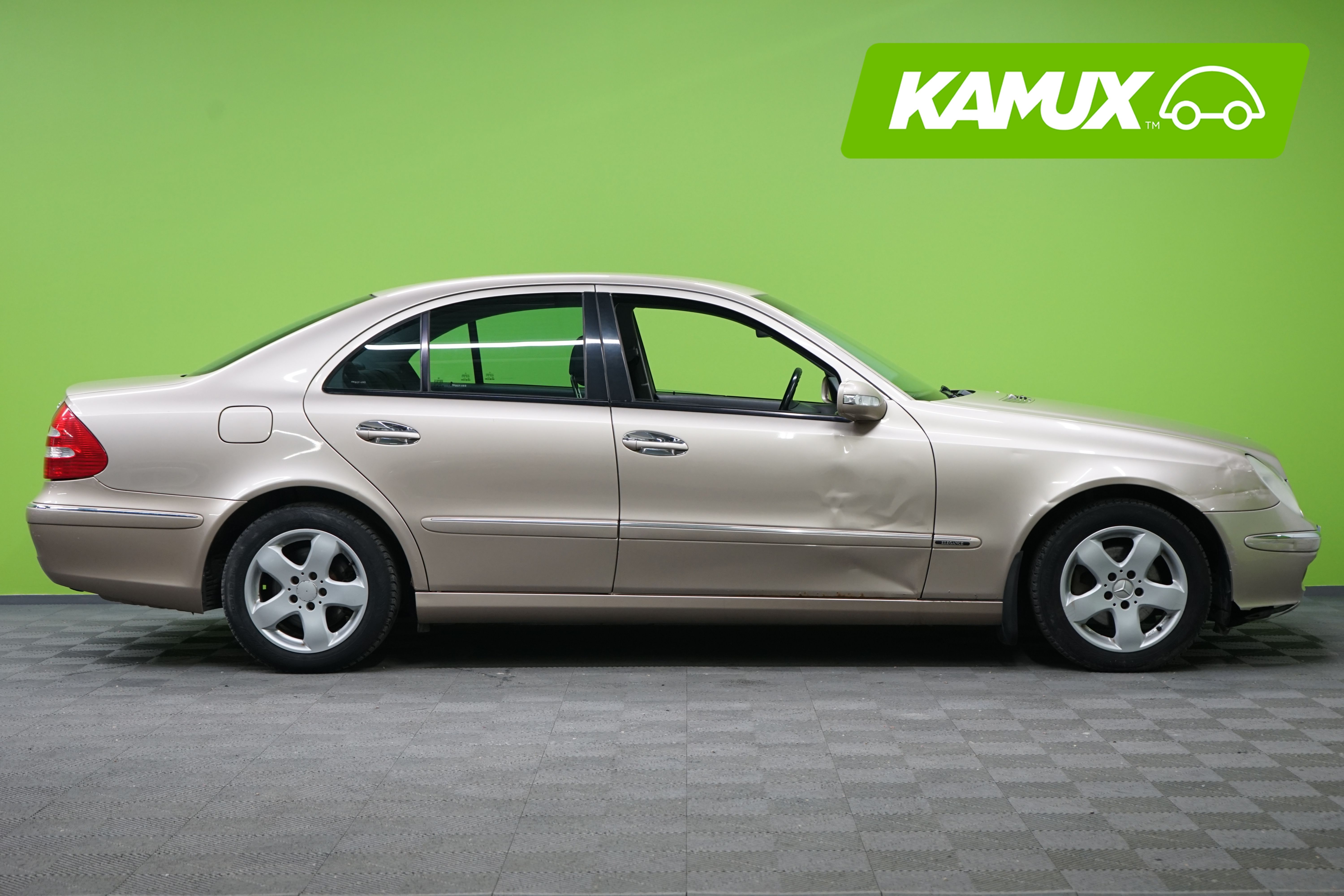 Mercedes-Benz E 2003