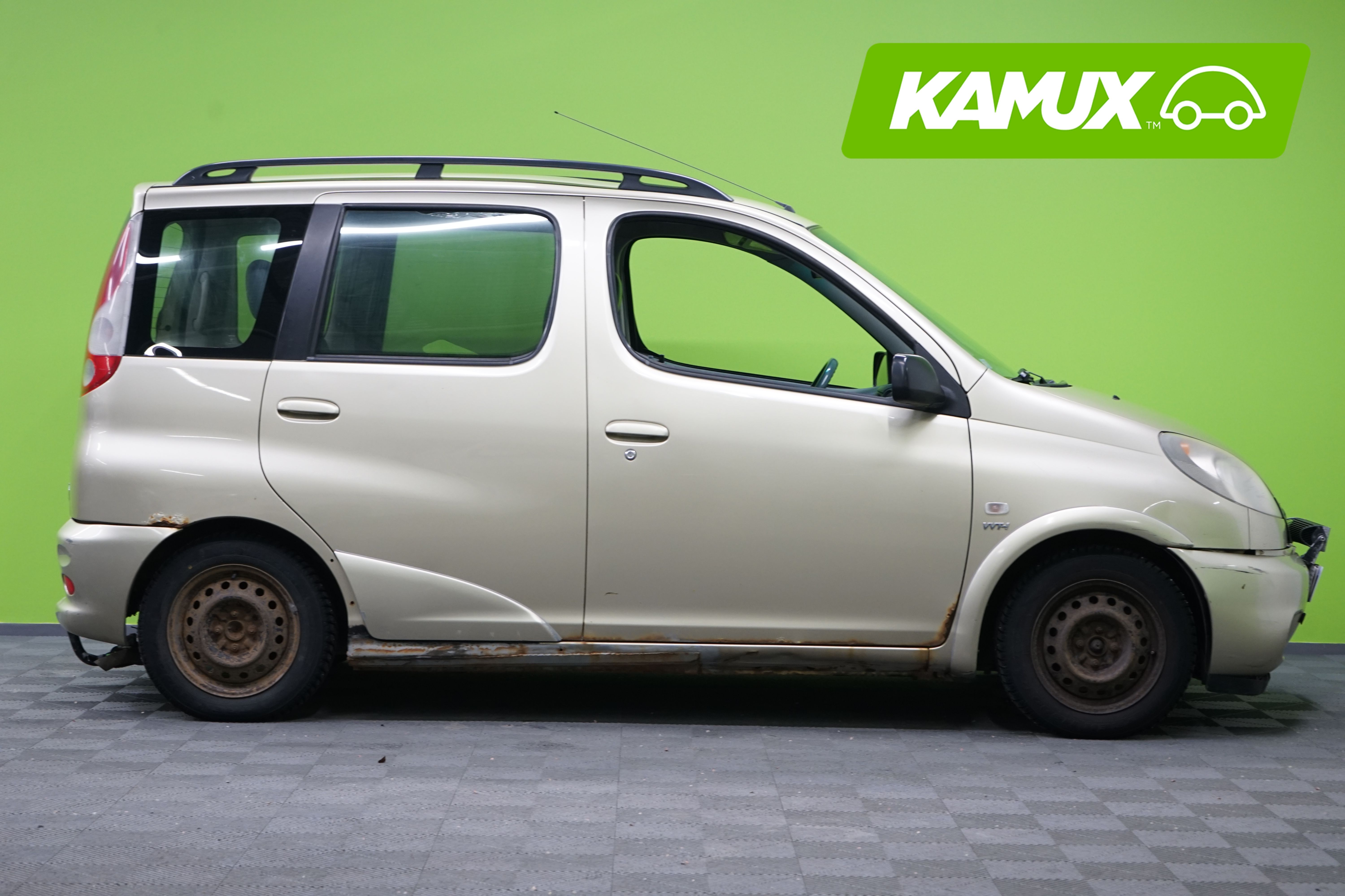 Toyota Yaris Verso 2001