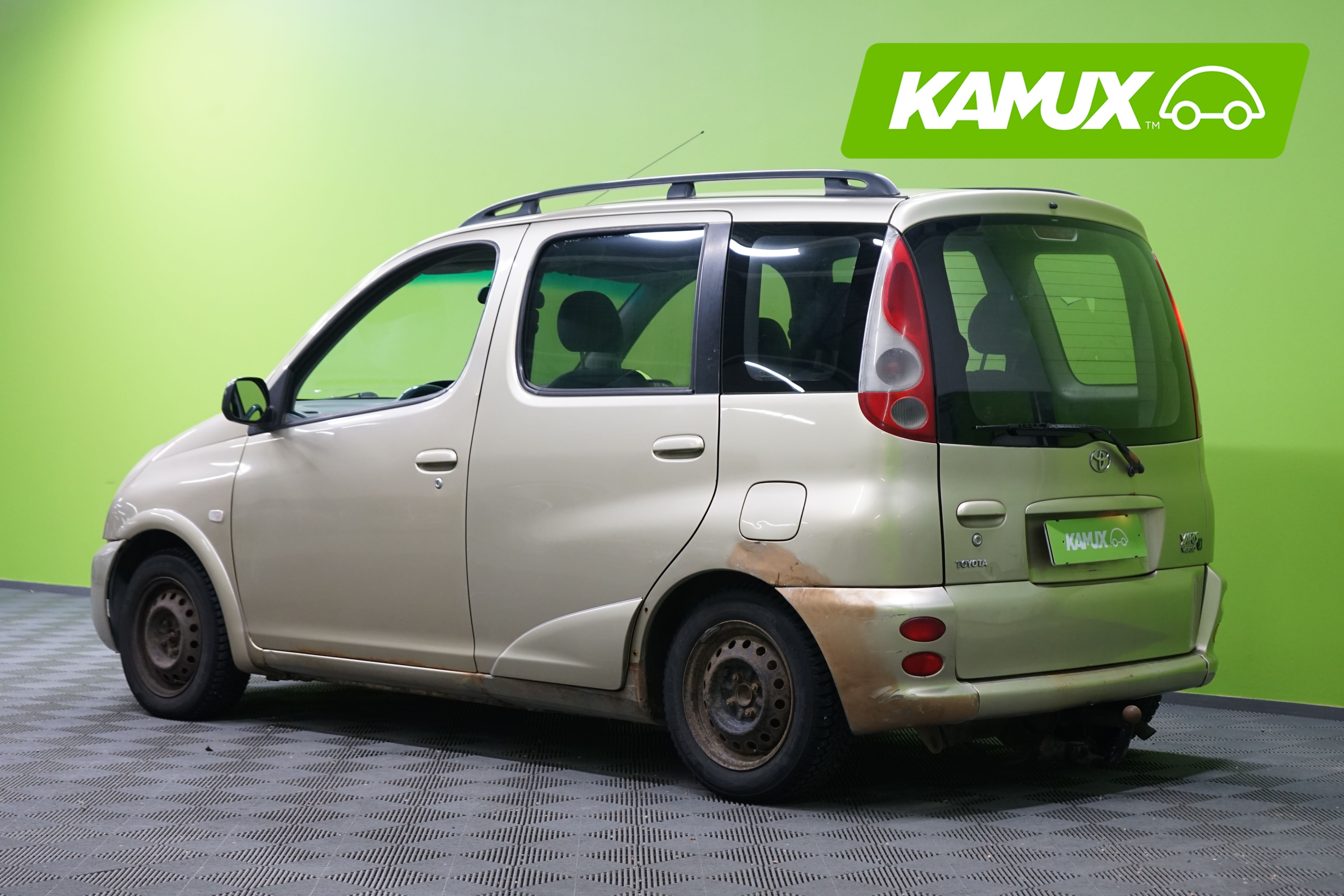 Toyota Yaris Verso 2001