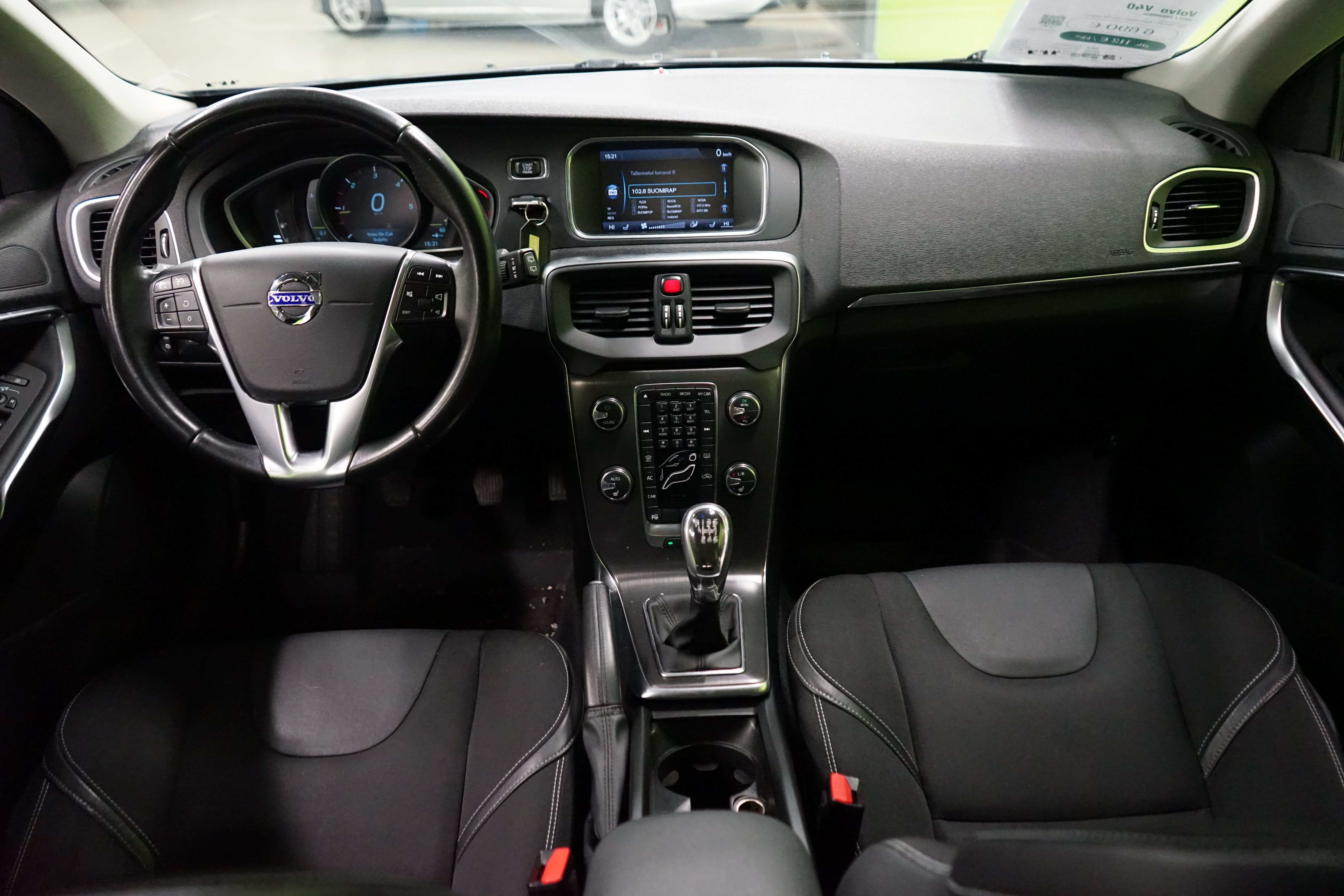 Volvo V40 2013