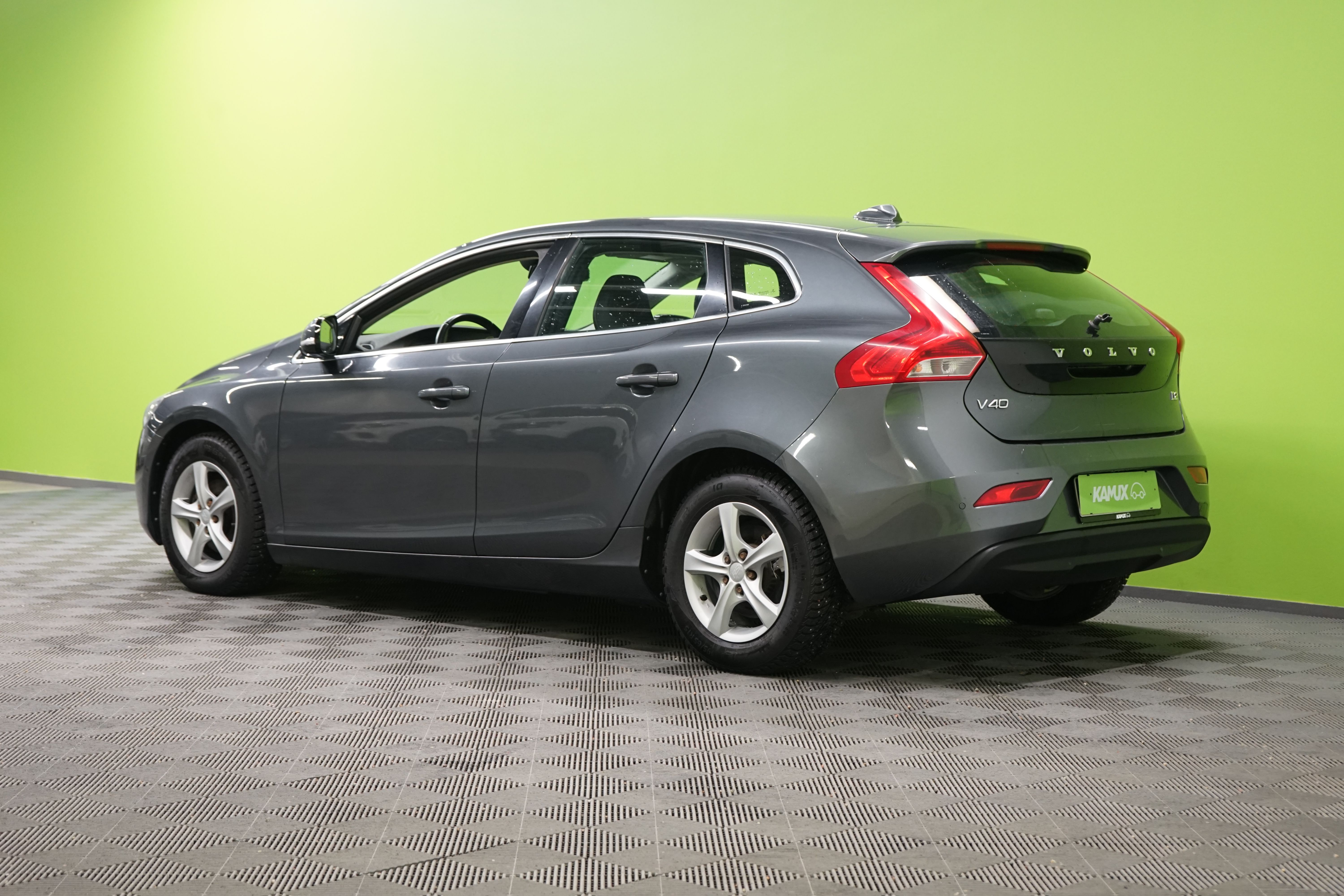 Volvo V40 2013