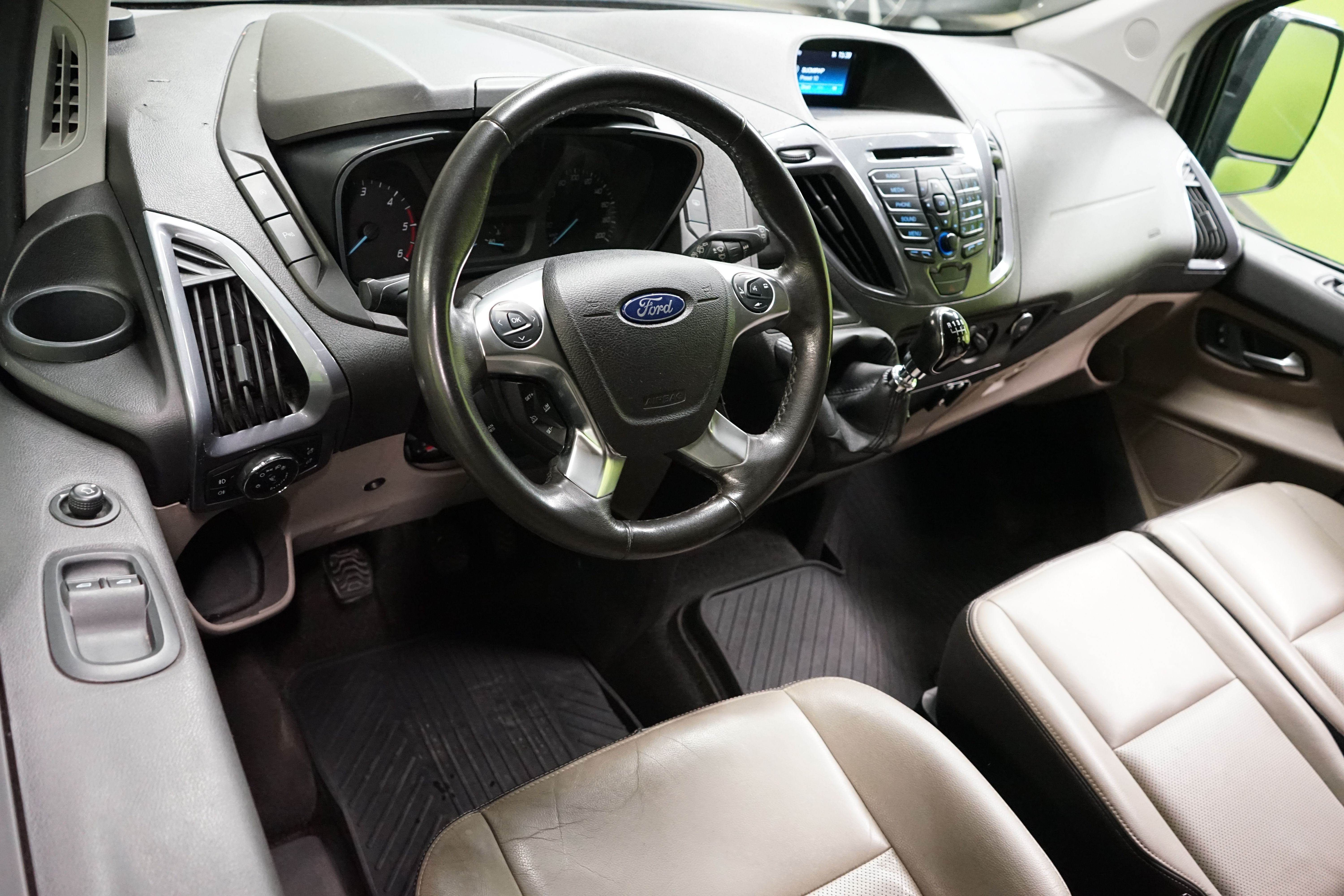 Ford Custom 2018
