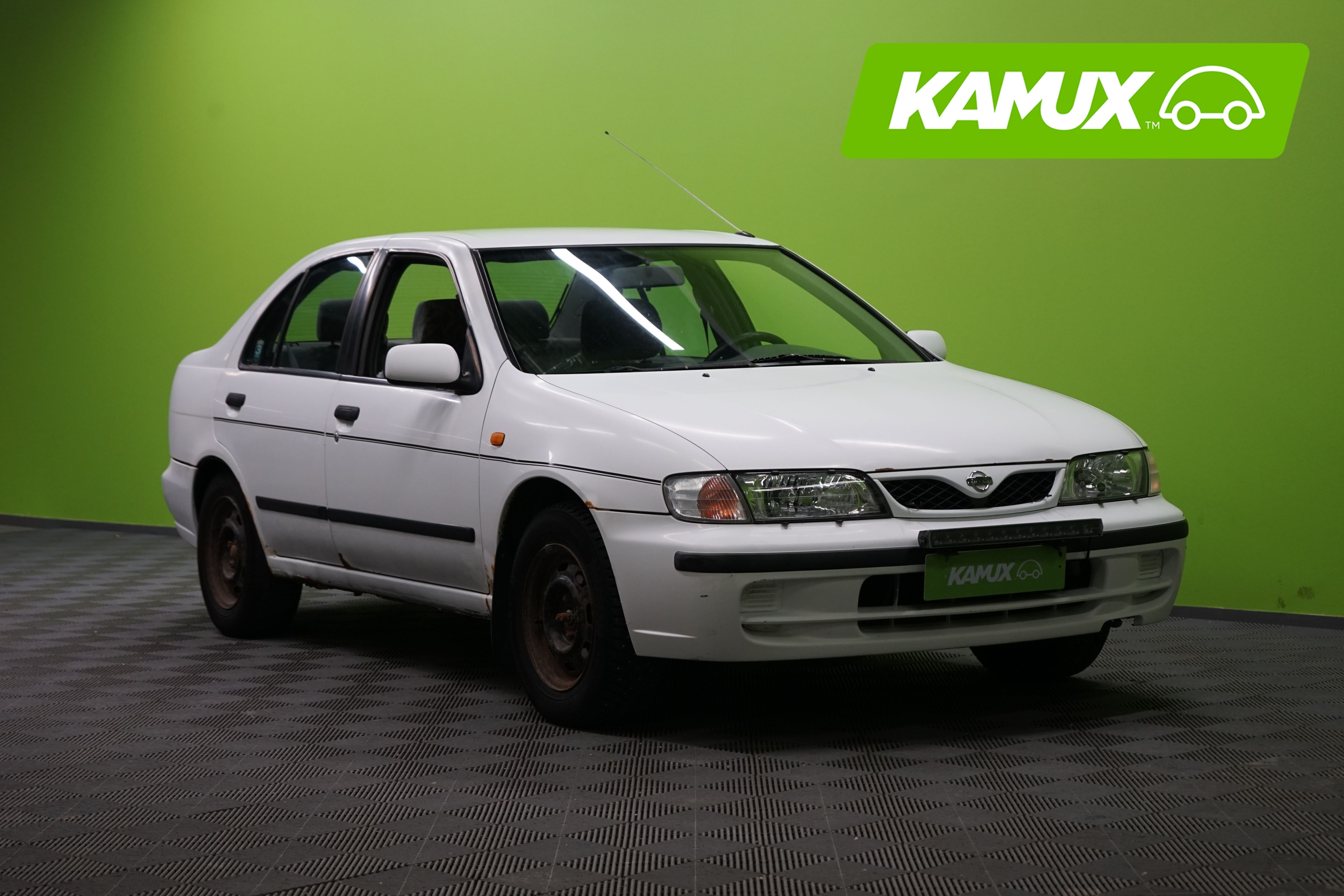 Nissan Almera 1999