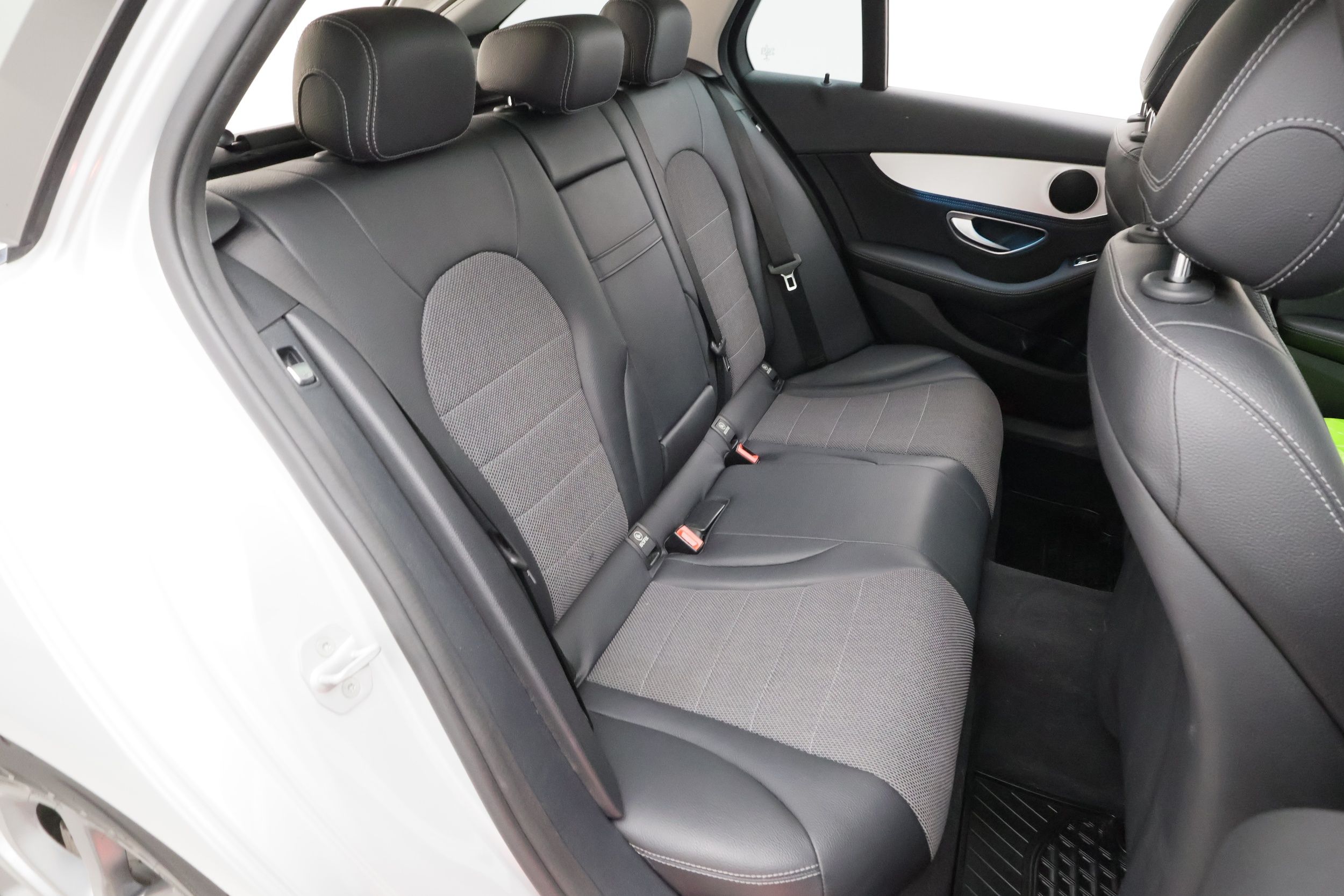 Mercedes-Benz C 2016