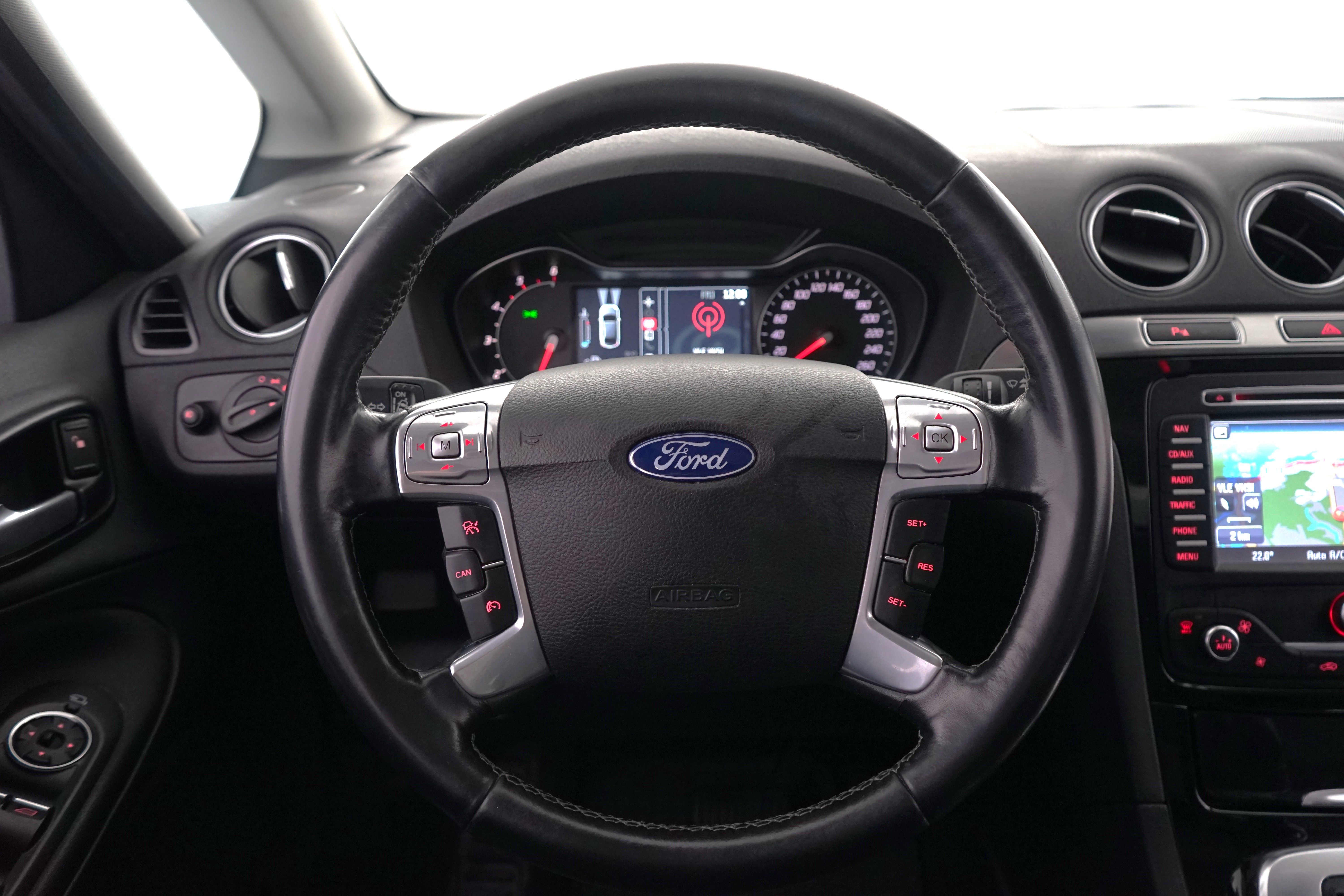 Ford S-MAX 2014