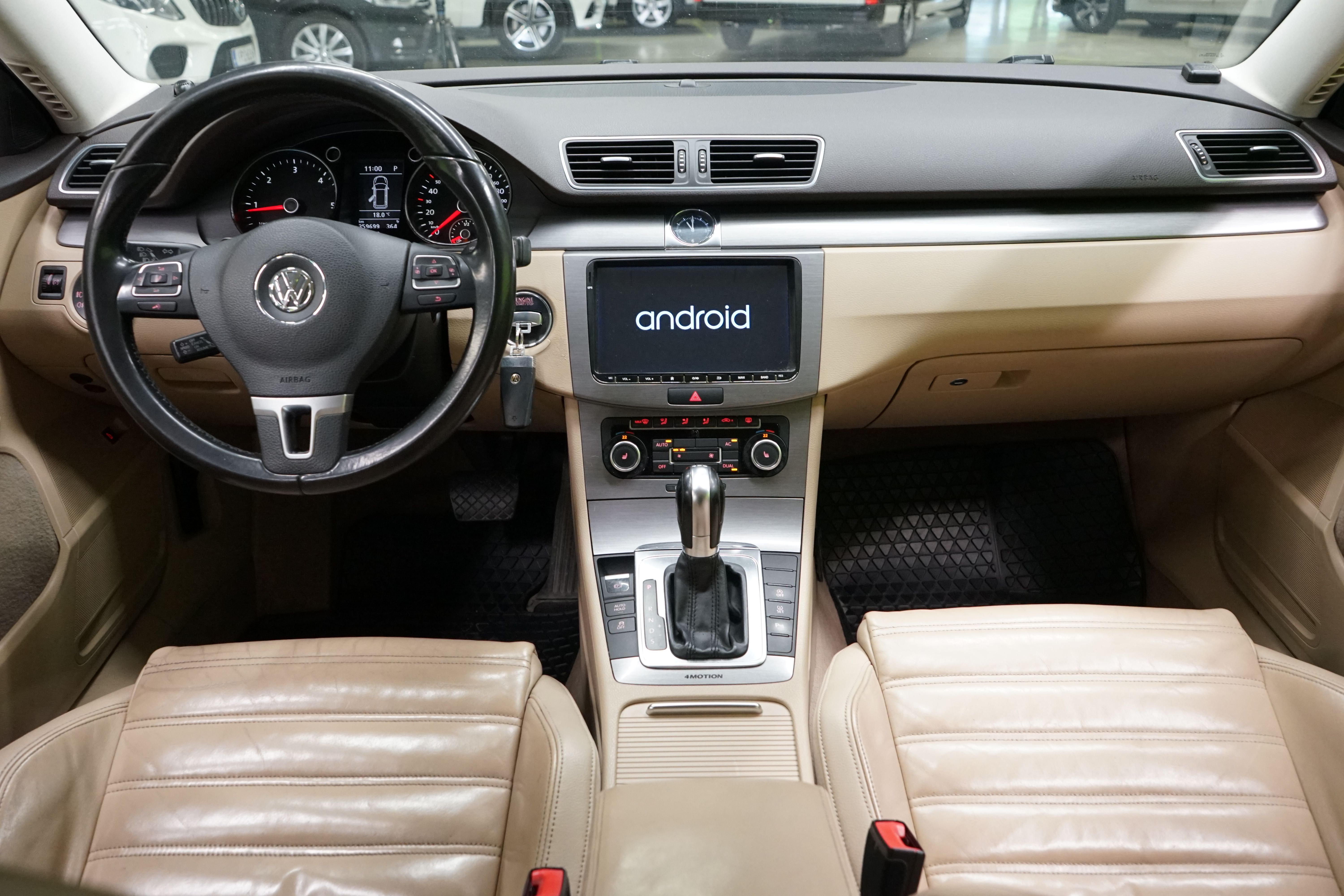 Volkswagen Passat 2011