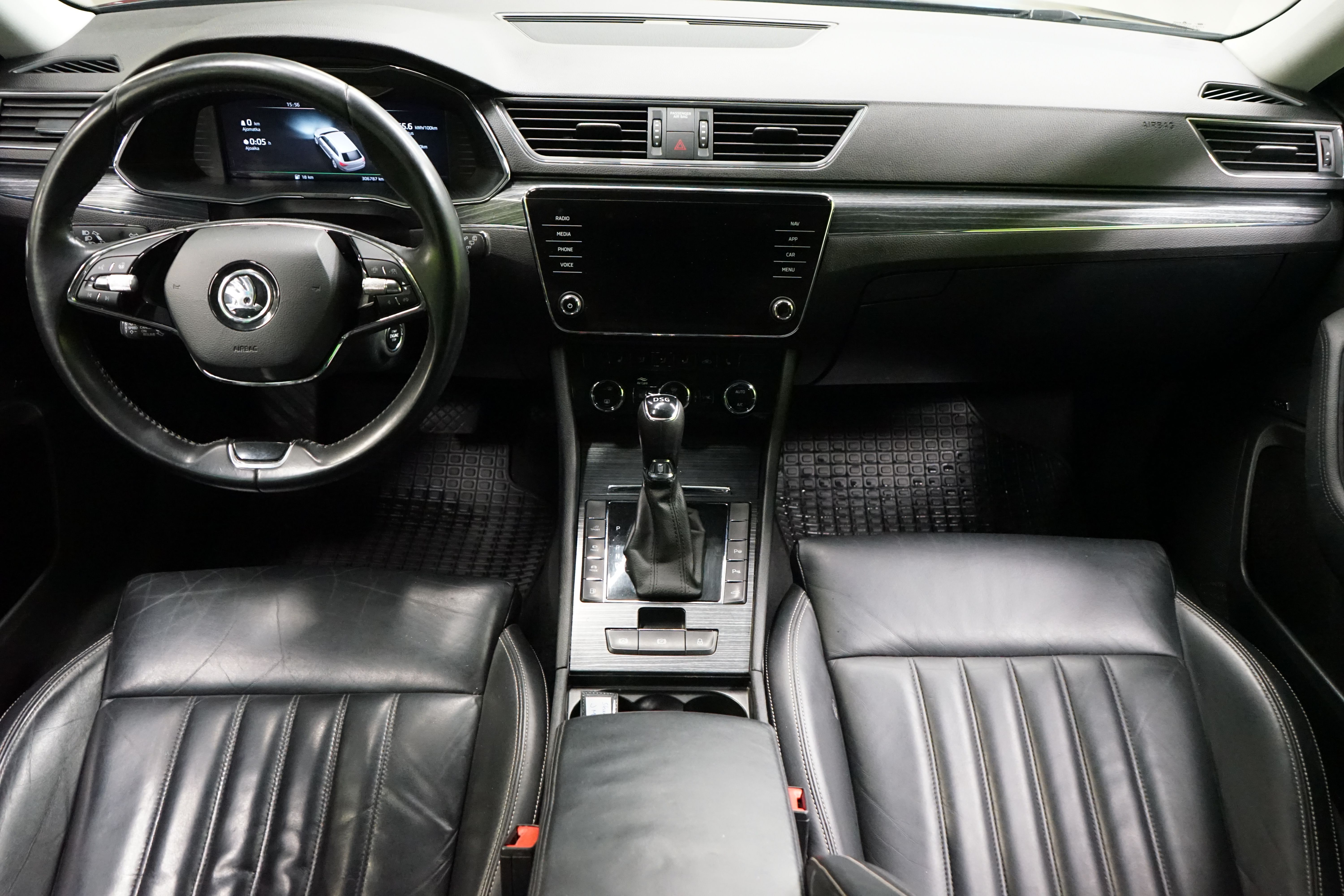 Skoda Superb 2021
