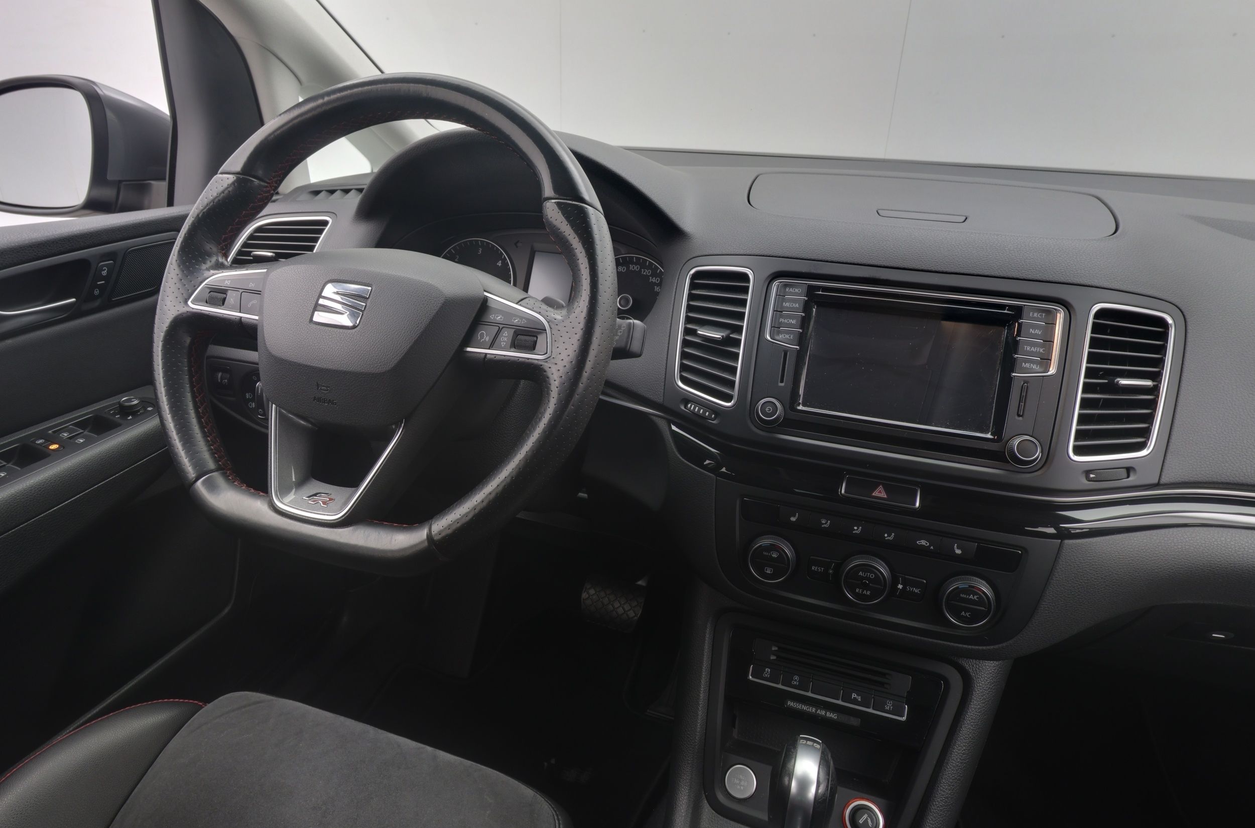 Seat Alhambra 2017